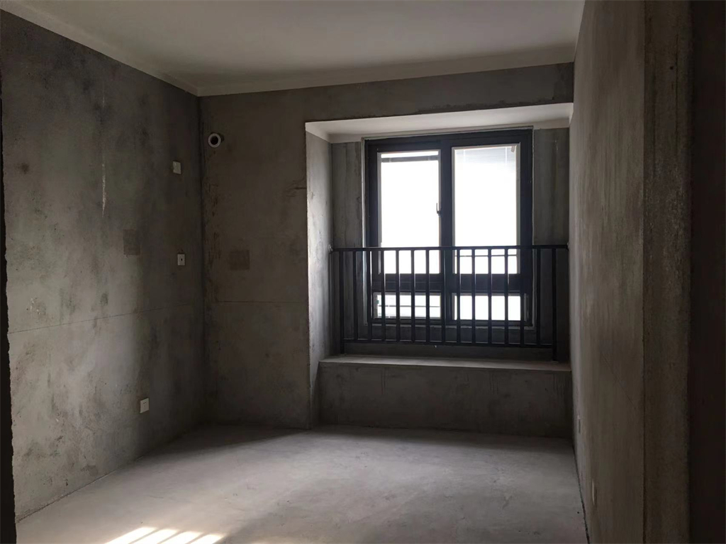 保利香槟国际 3室1厅1卫 115m&sup2;