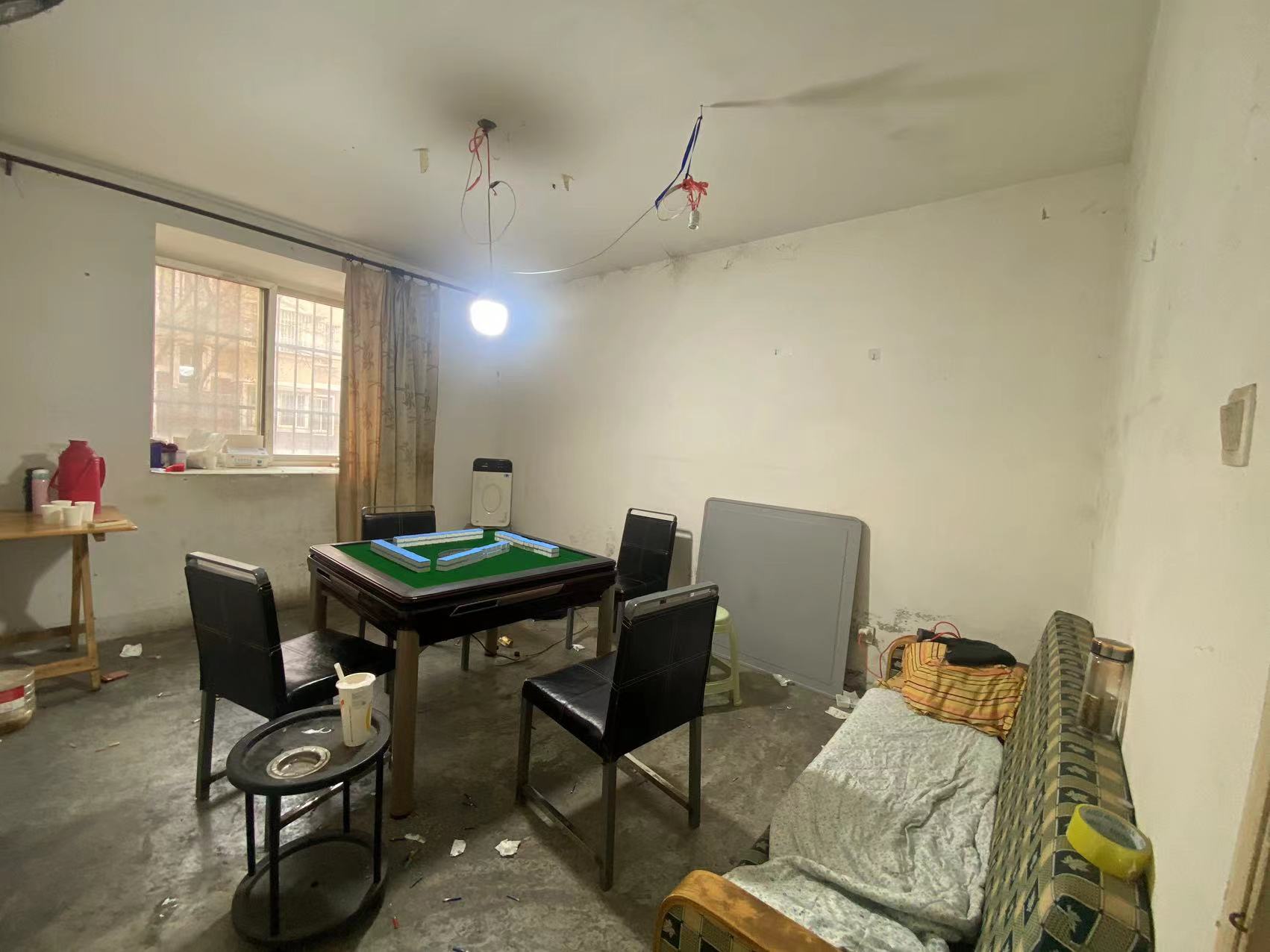 外滩北苑 2室2厅1卫 93.00m&sup2;