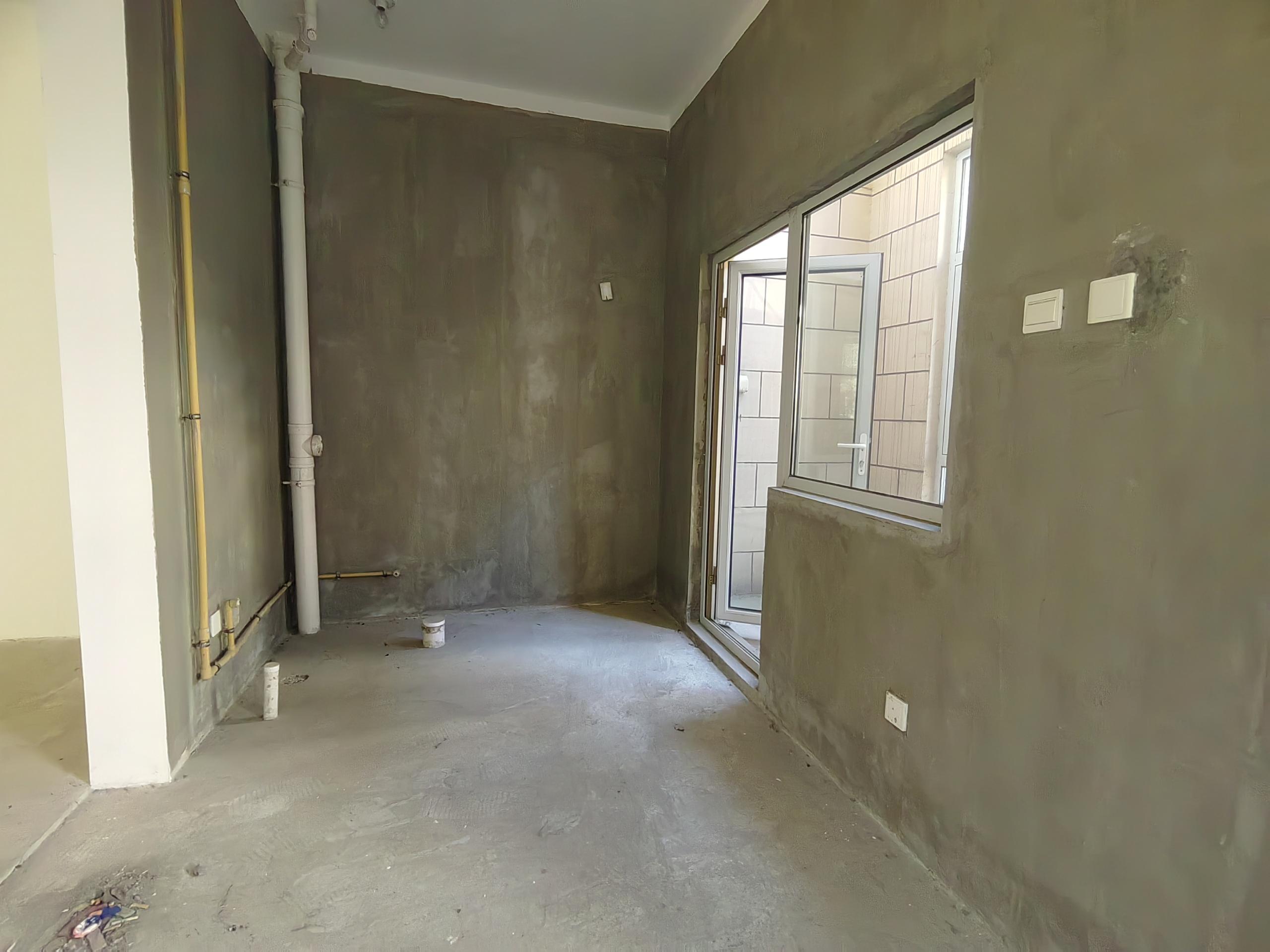 军山花园 5室2厅3卫 212m&sup2;