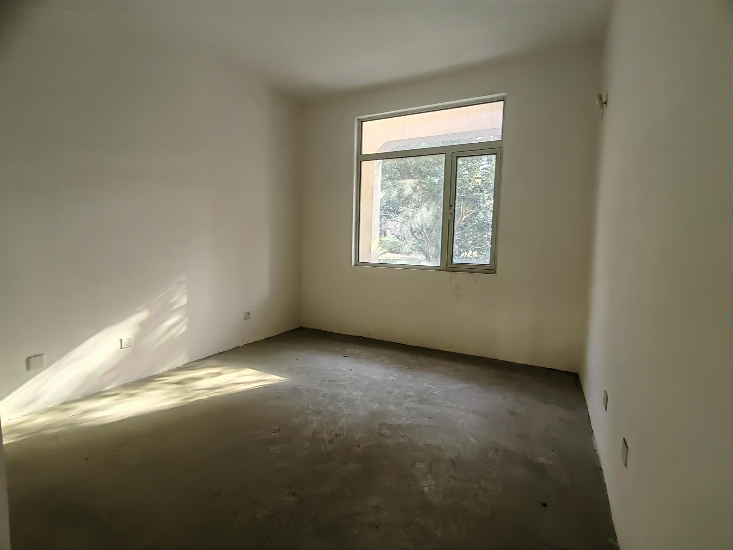 军山花园 5室2厅3卫 212m&sup2;