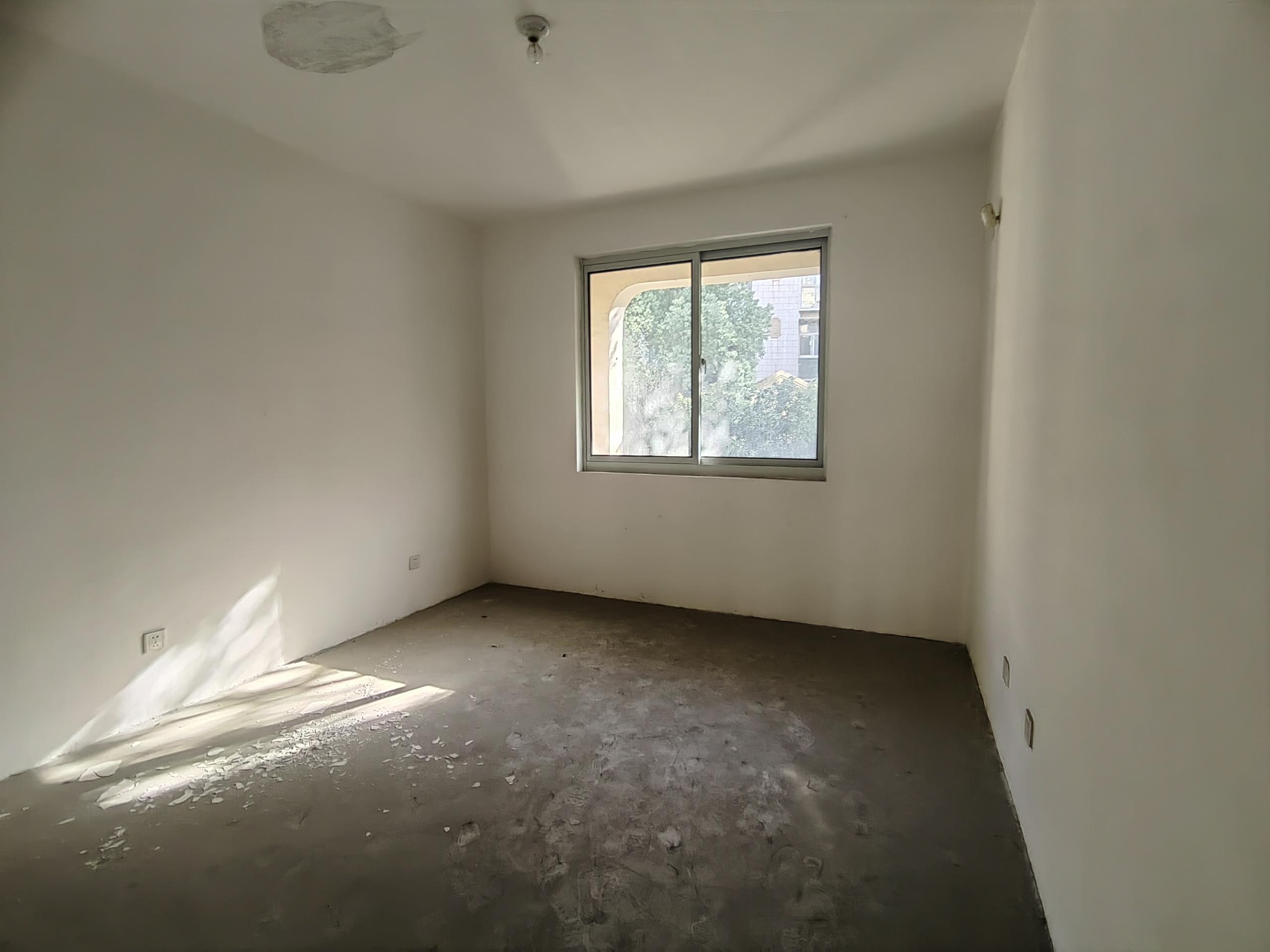 军山花园 5室2厅3卫 212m&sup2;