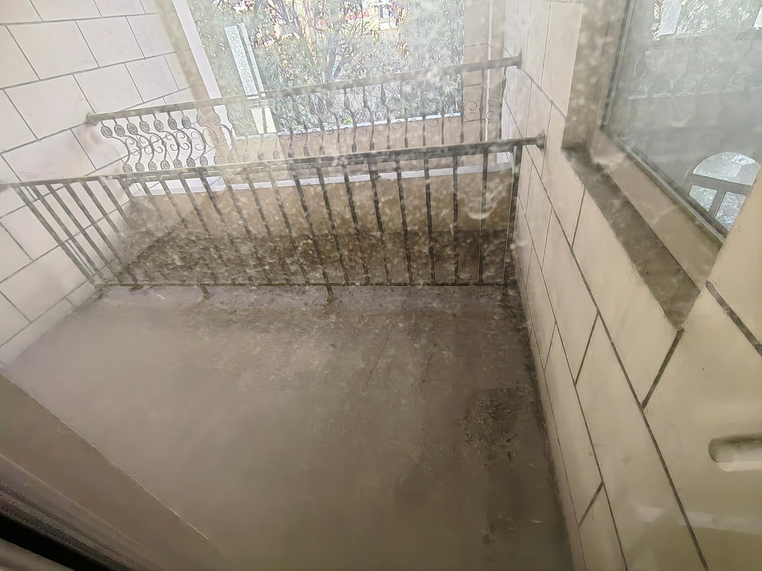 军山花园 5室2厅3卫 212m&sup2;