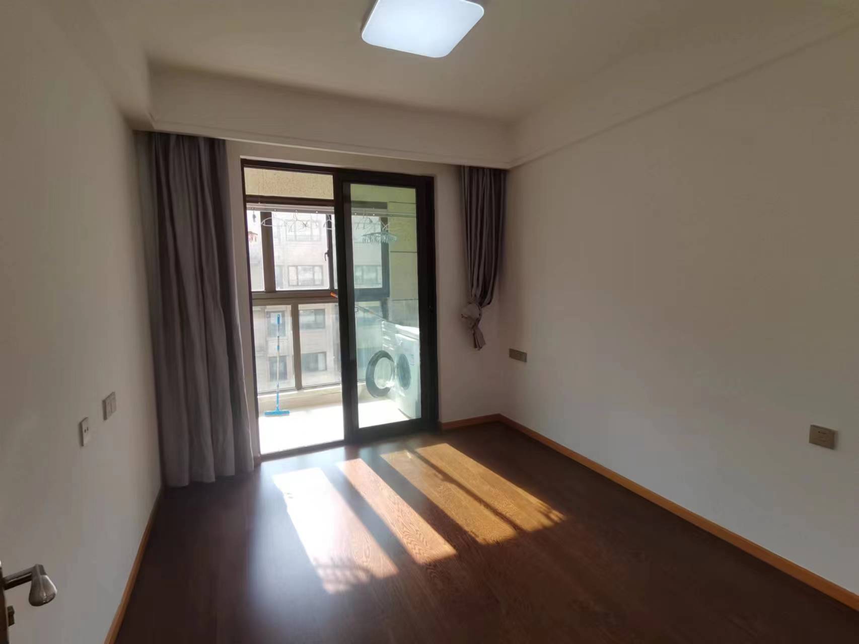 中南熙悦(南通经济技术开发区) 4室2厅2卫 122m&sup2;