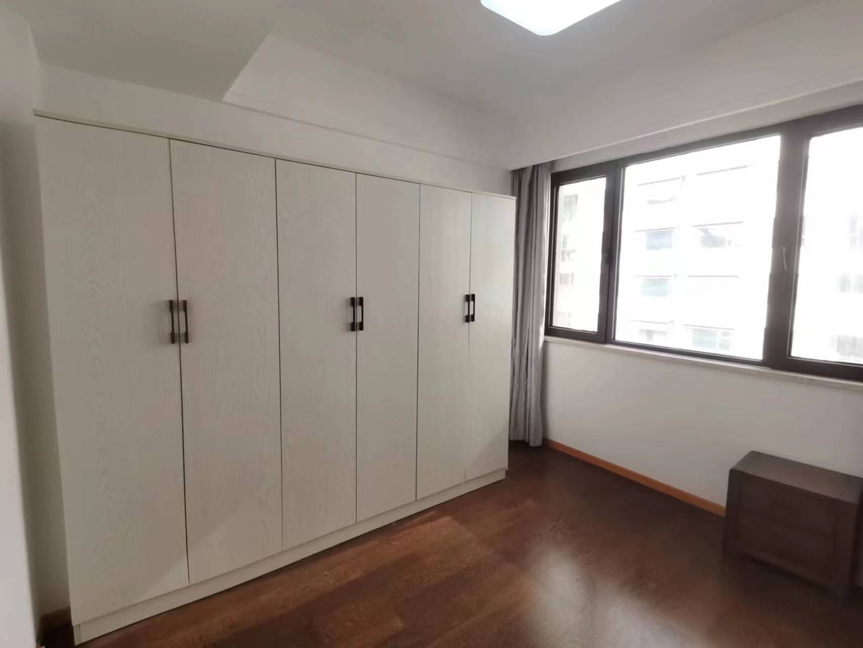 中南熙悦(南通经济技术开发区) 4室2厅2卫 122m&sup2;