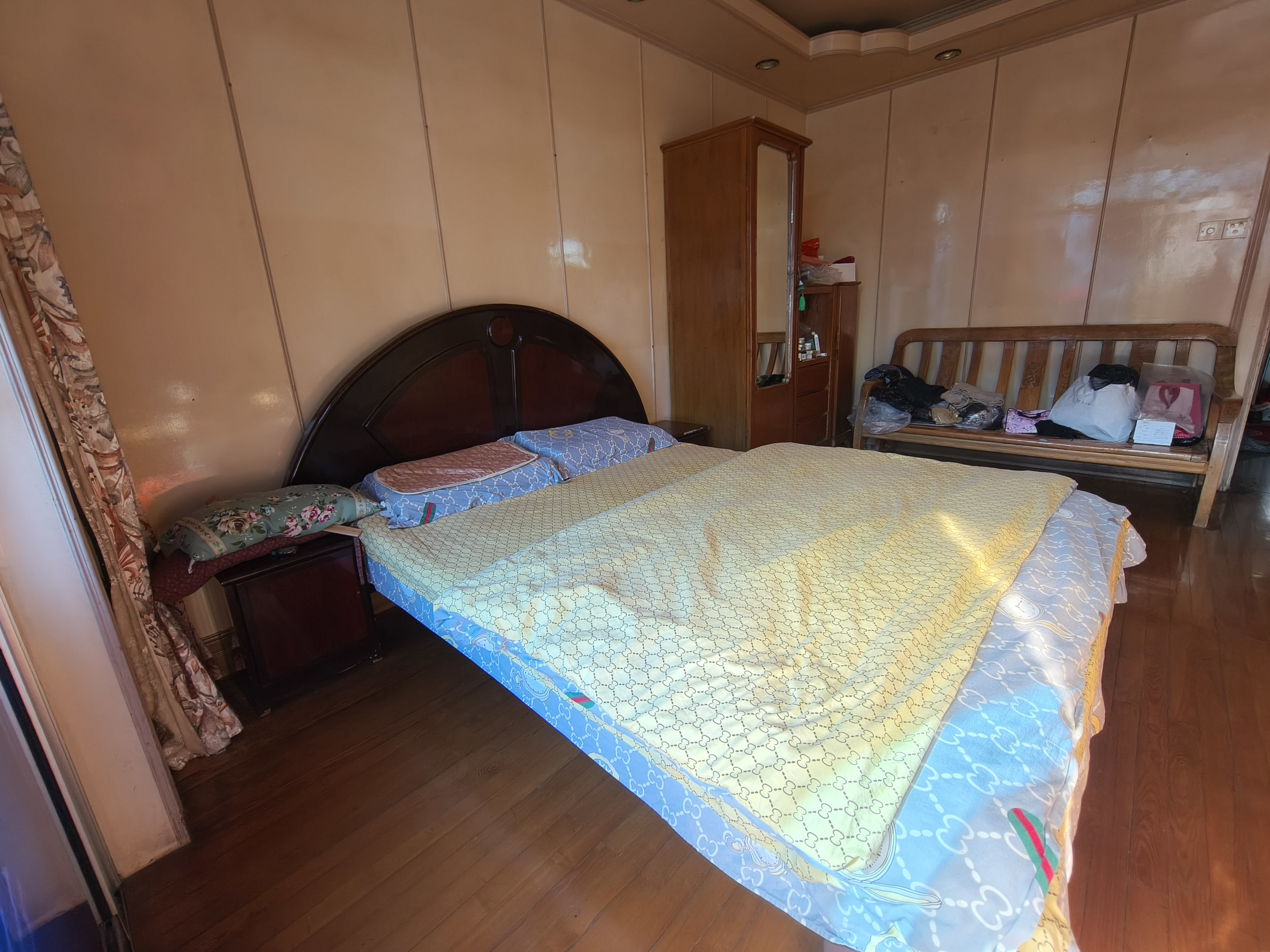 濠东路51号小区 3室2厅1卫 90m&sup2;