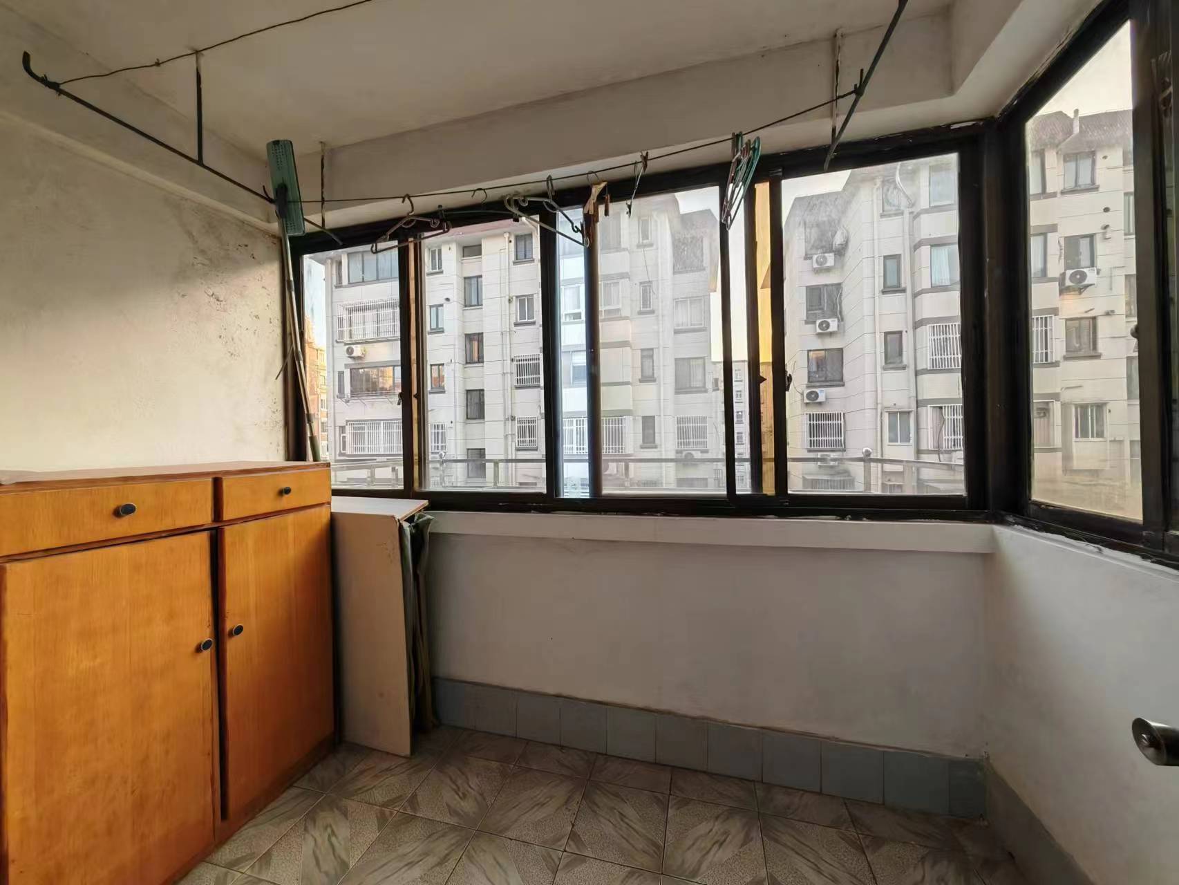银花苑 2室1厅1卫 69.3m&sup2;