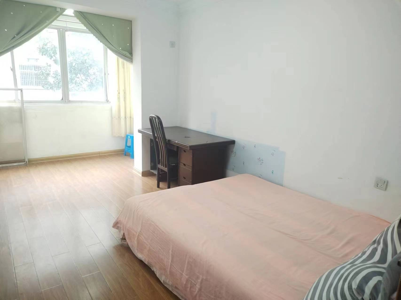 文峰新村 3室1厅1卫 83m&sup2;