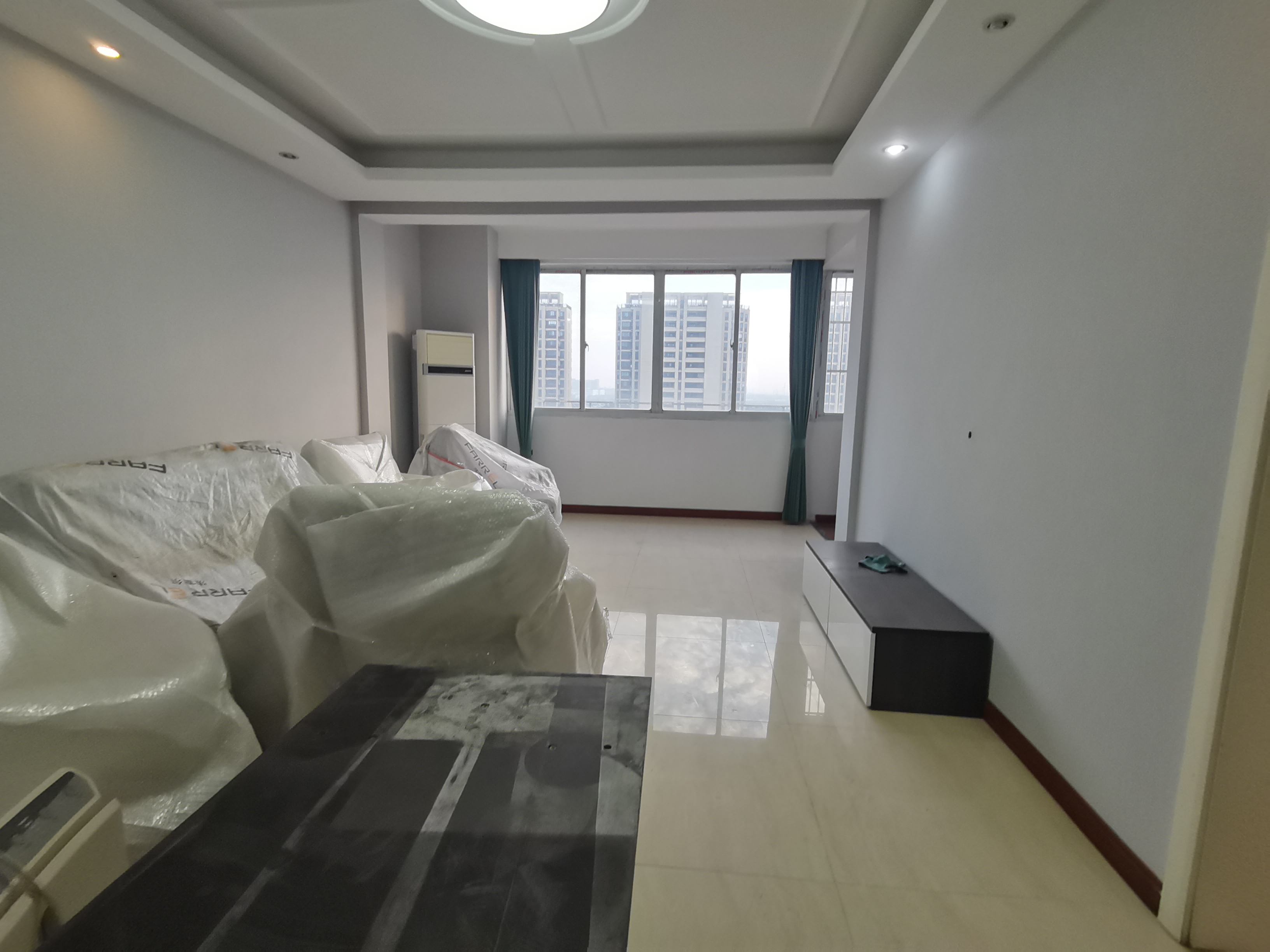 金桥花园 3室2厅1卫 108m&sup2;