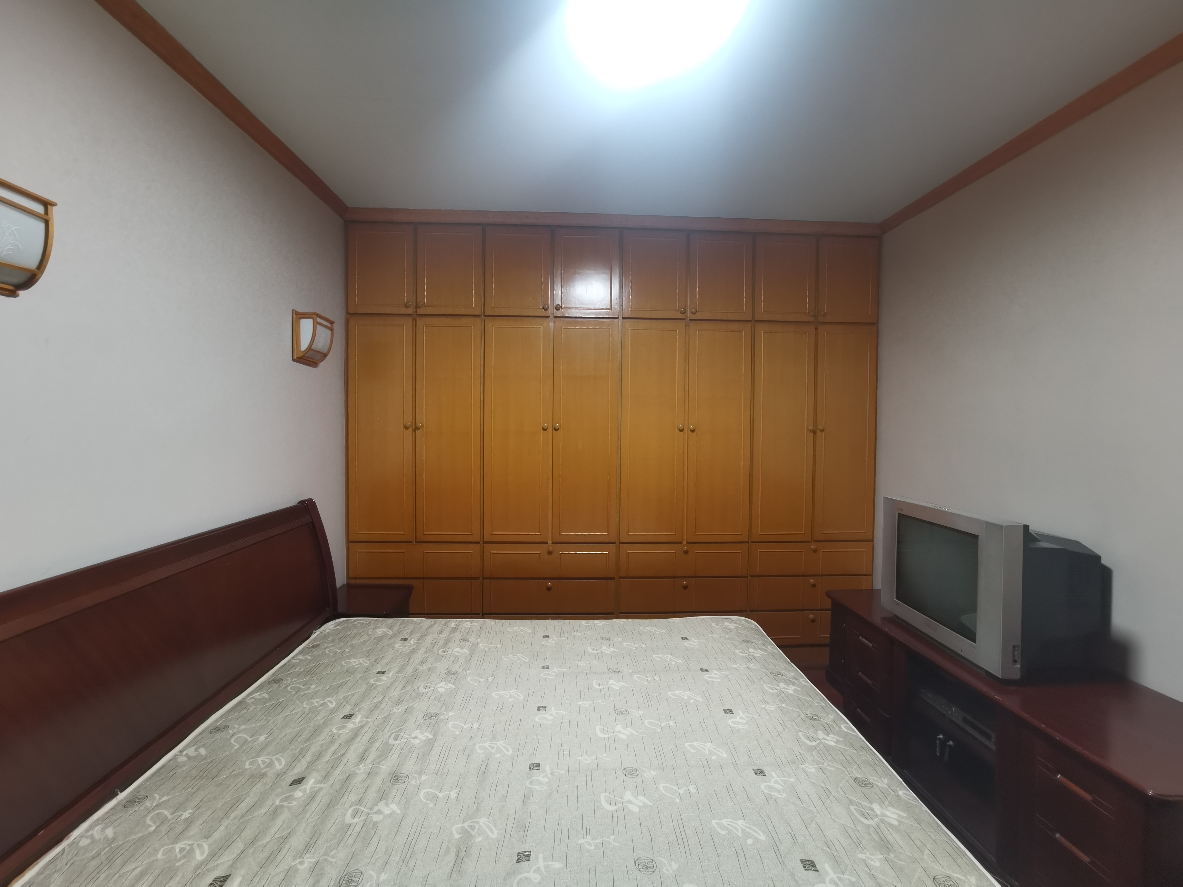 光明东村二期 2室1厅1卫 65m&sup2;