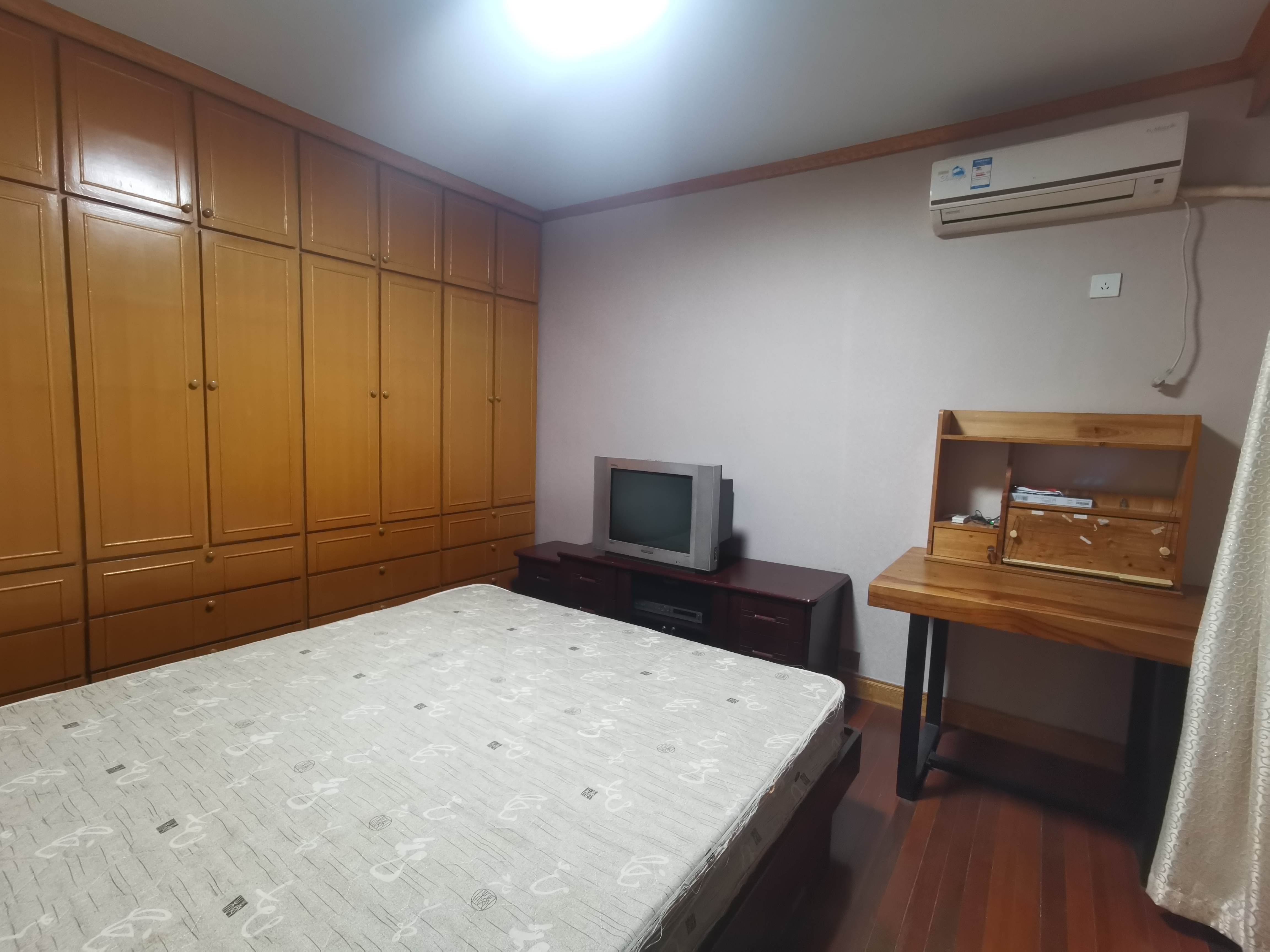 光明东村二期 2室1厅1卫 65m&sup2;