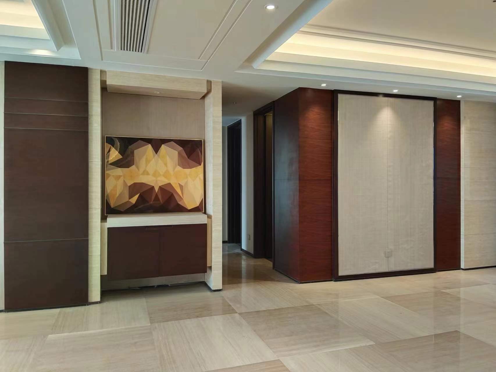 中南世纪花城三期 5室2厅3卫 280m²