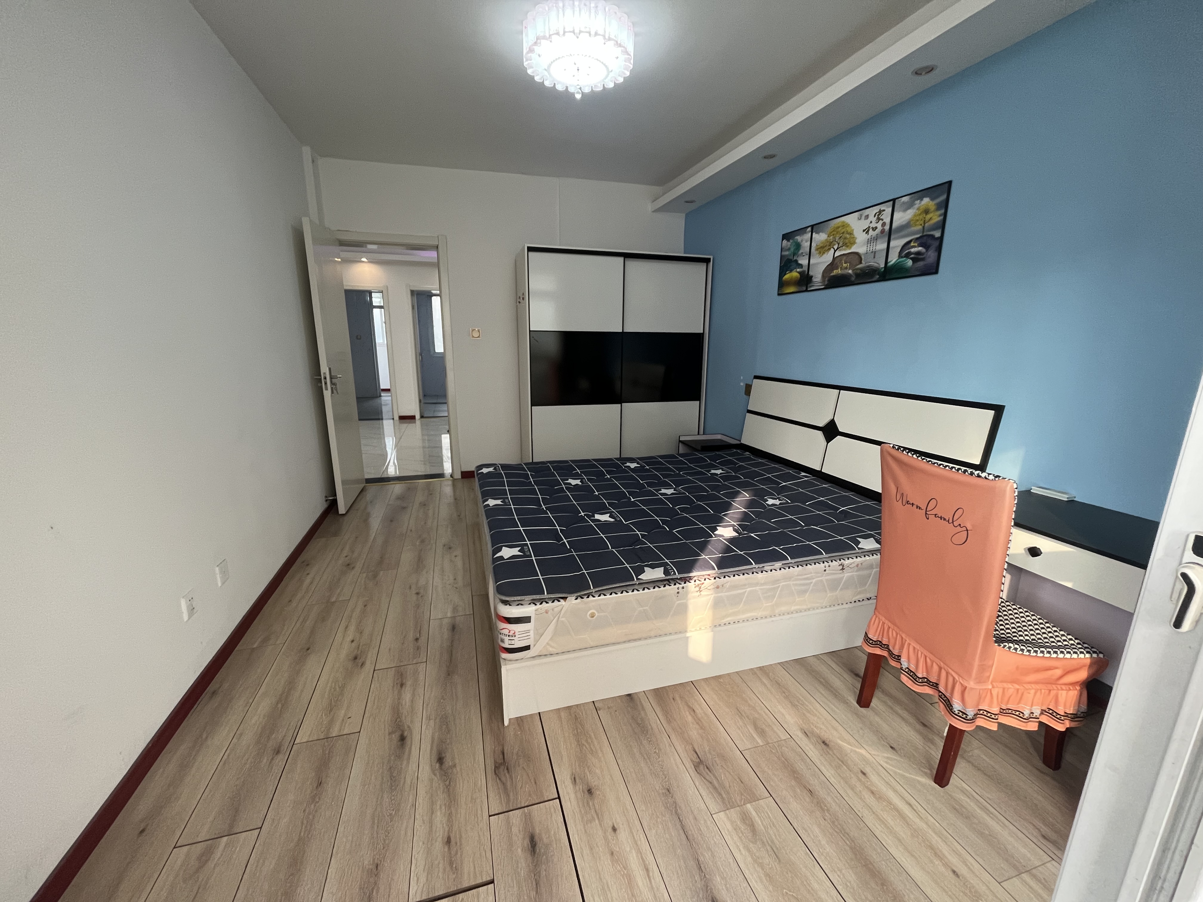 新港花苑 2室1厅1卫 89m&sup2;