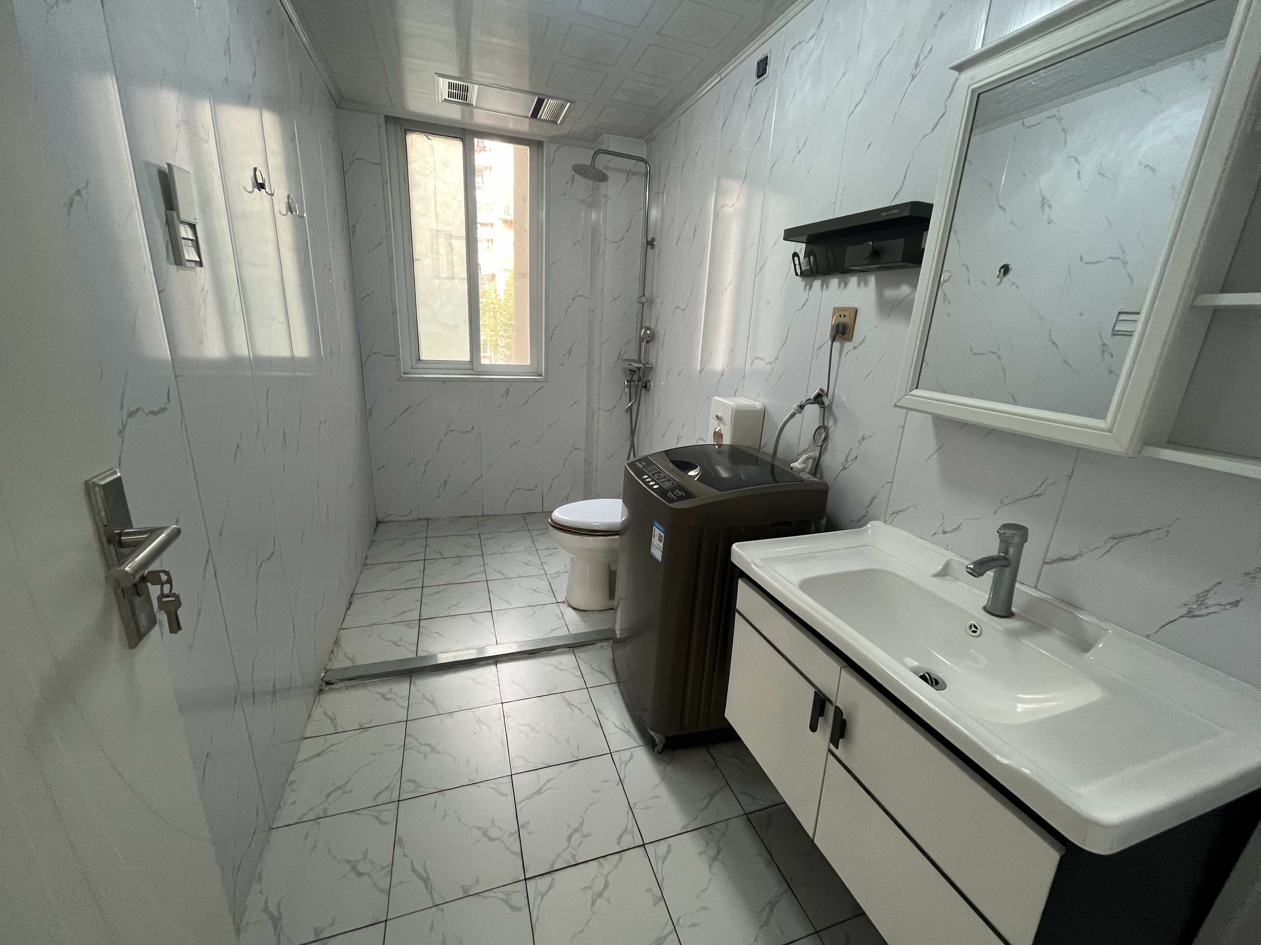 新港花苑 2室1厅1卫 89m&sup2;