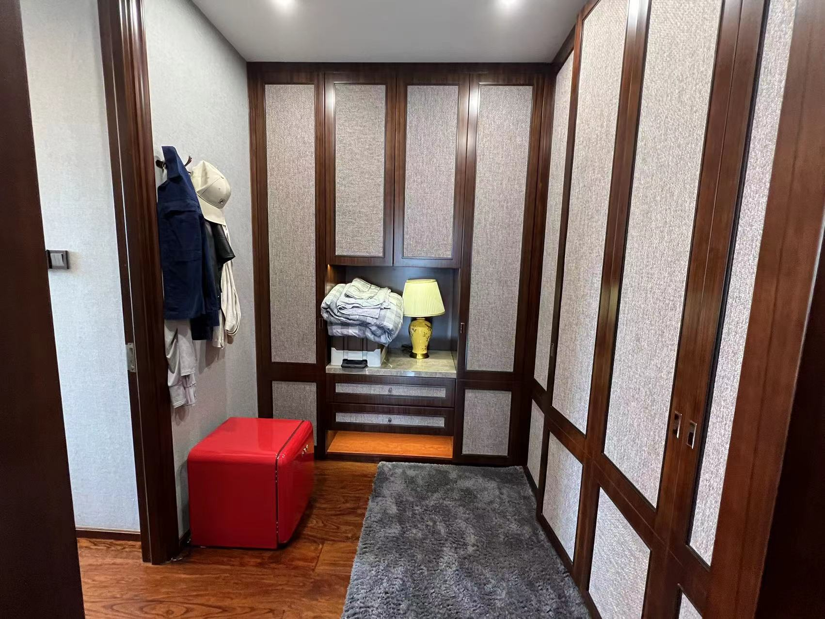 中南世纪花城三期 5室2厅5卫 330m&sup2;
