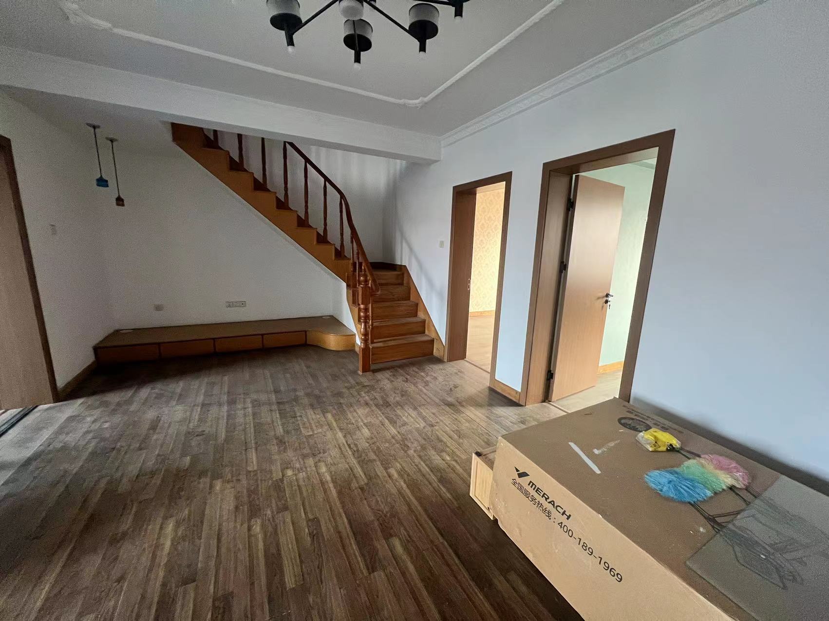 百花军宅苑 4室2厅2卫 98.00m&sup2;