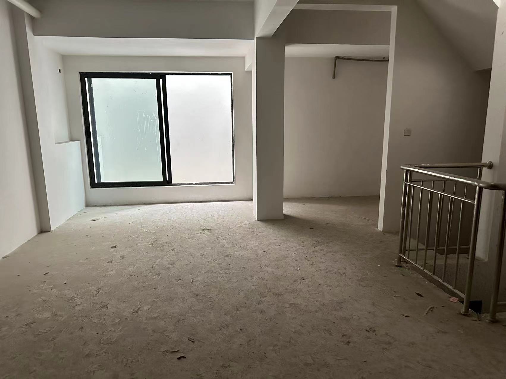 远创紫樾台 5室2厅3卫 354.00m&sup2;