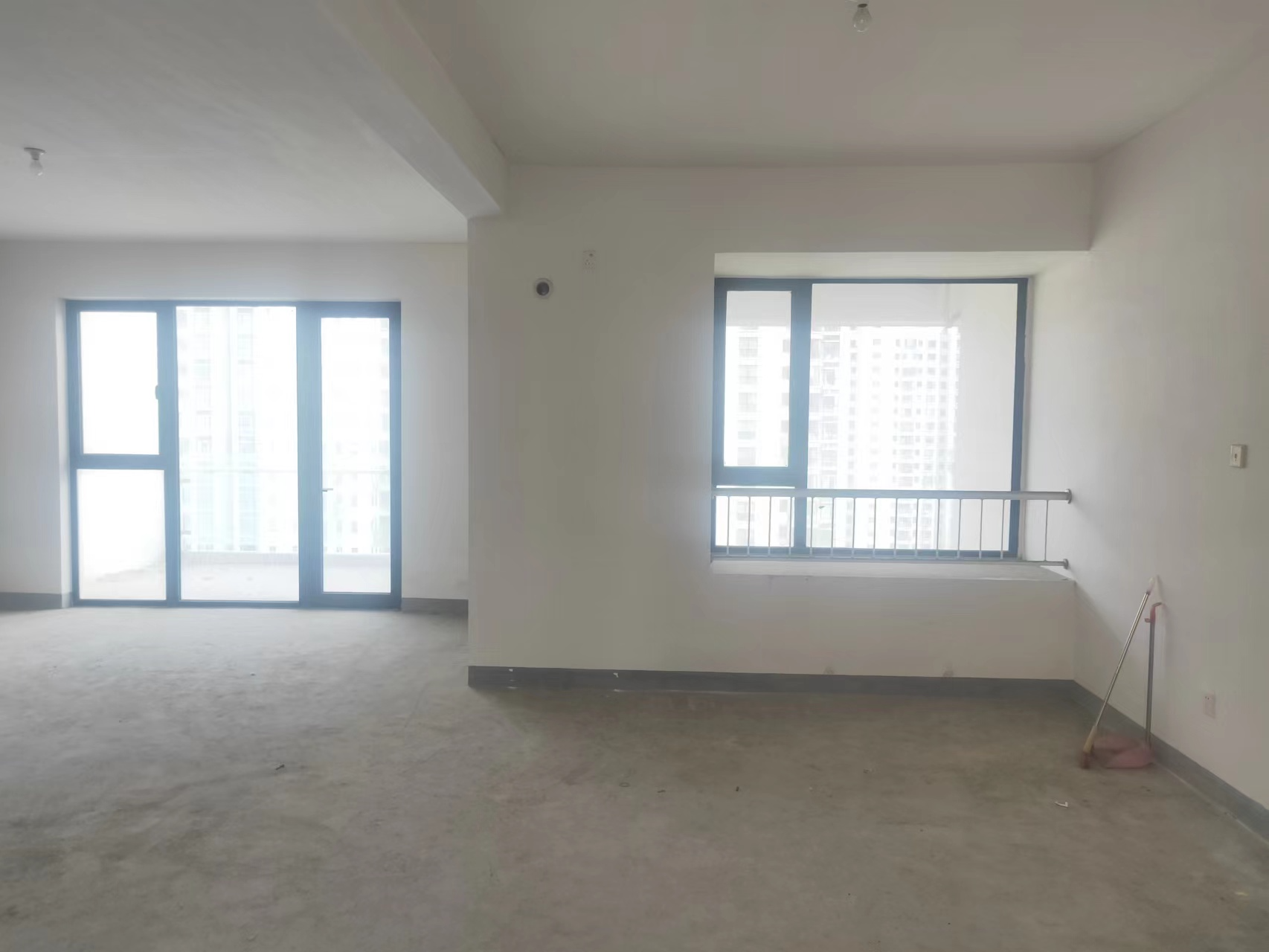 中南世纪城北区 4室2厅2卫 175.59m&sup2;
