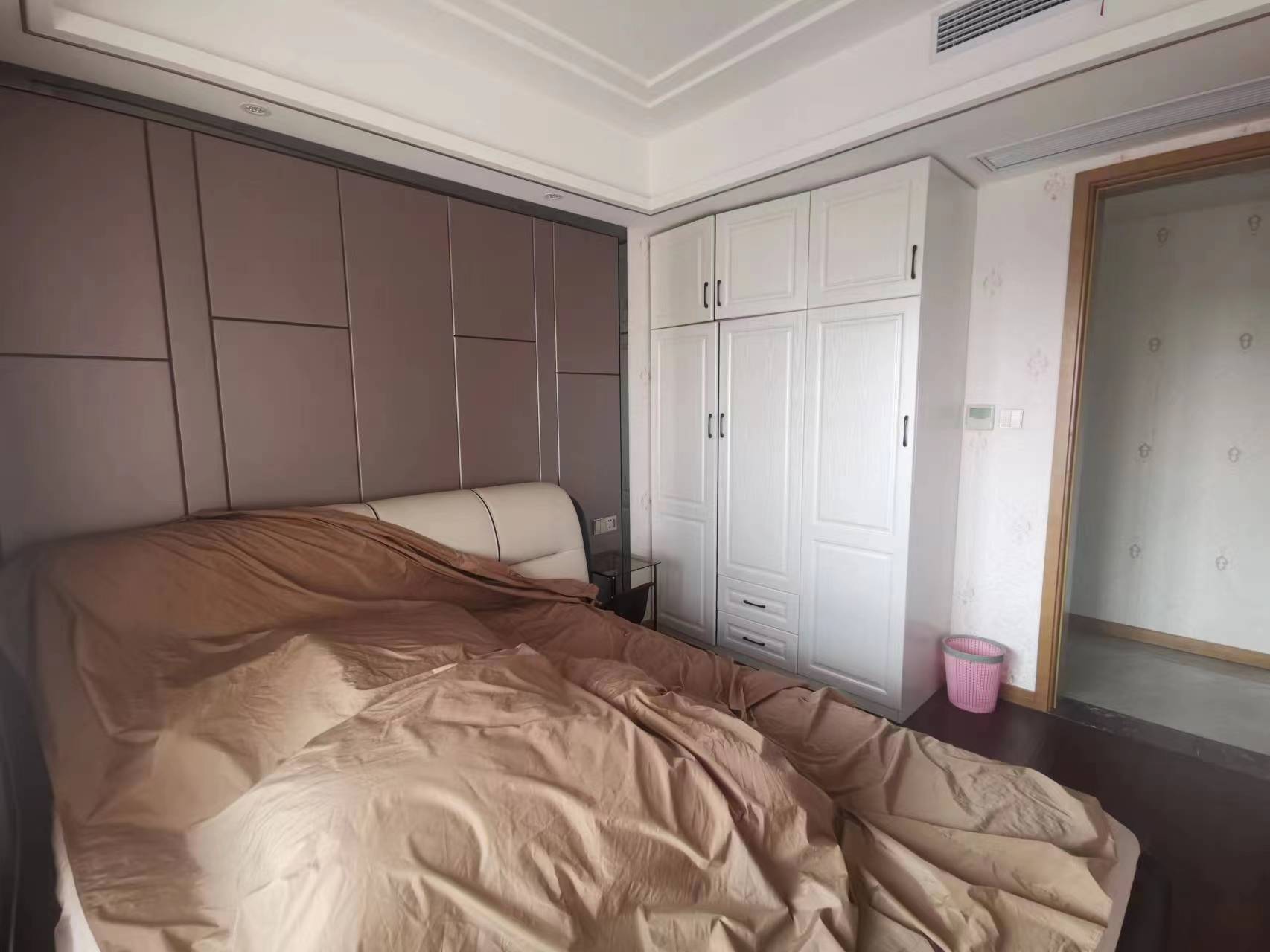 中南世纪花城三期 3室2厅2卫 124.6m&sup2;