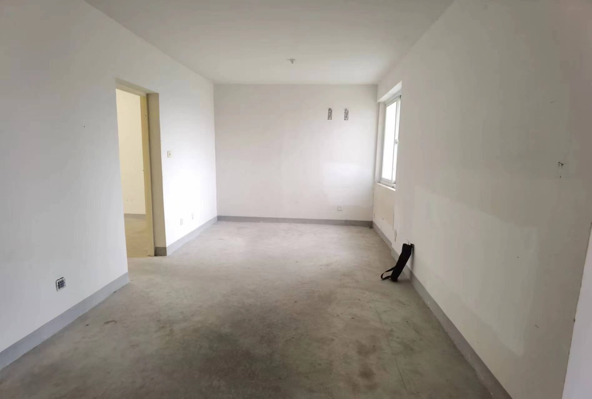 惠泽苑 2室1厅1卫 83m&sup2;