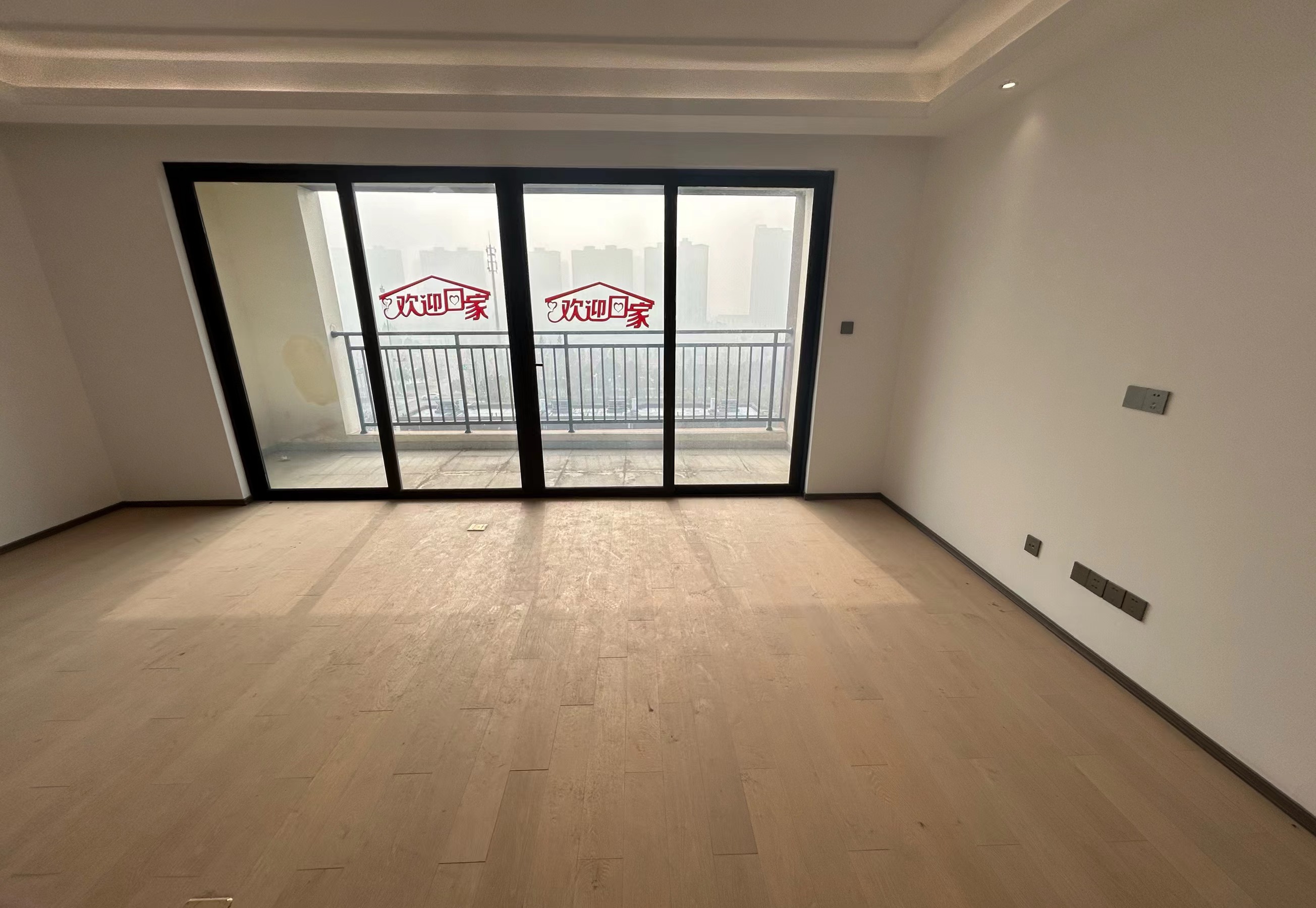 春风南岸西园 4室2厅2卫 166m²