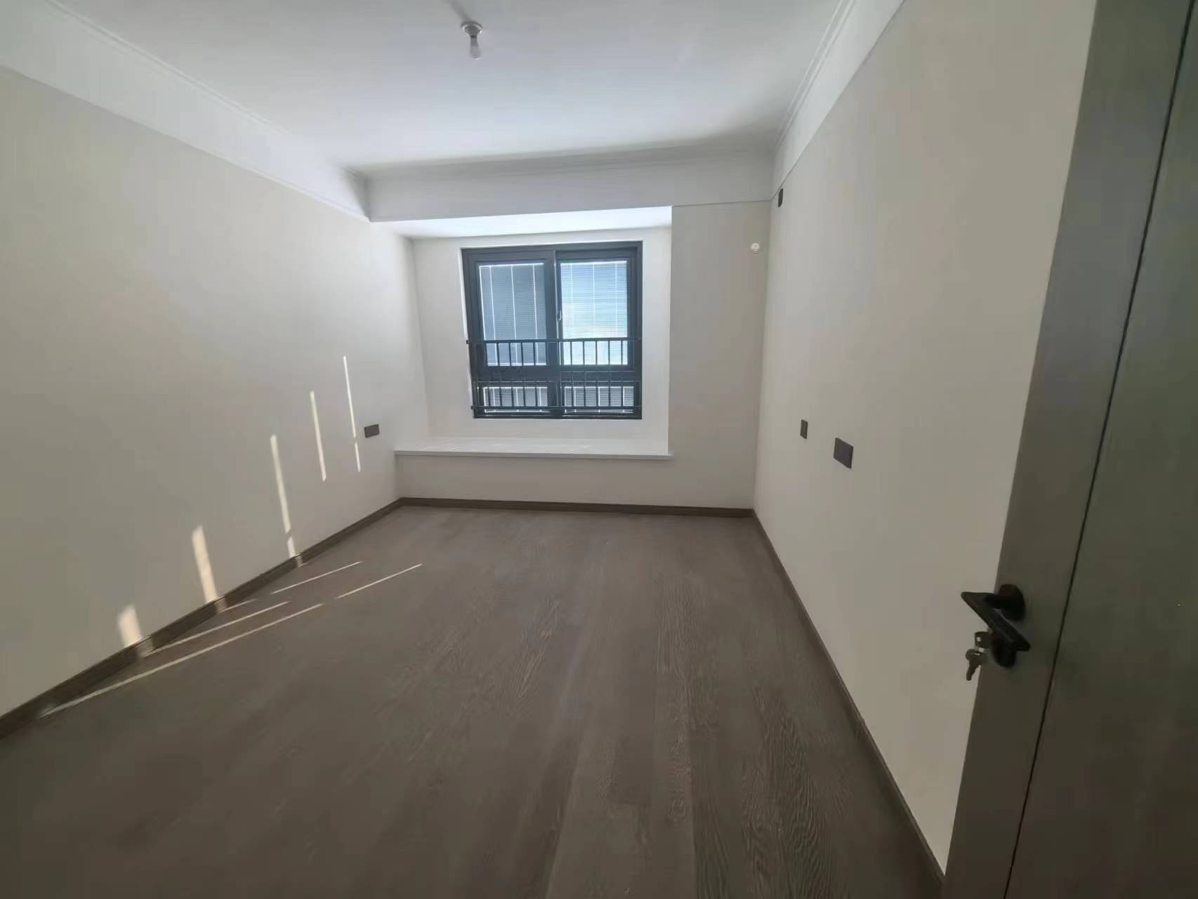 万科未来之光 3室2厅1卫 100m&sup2;
