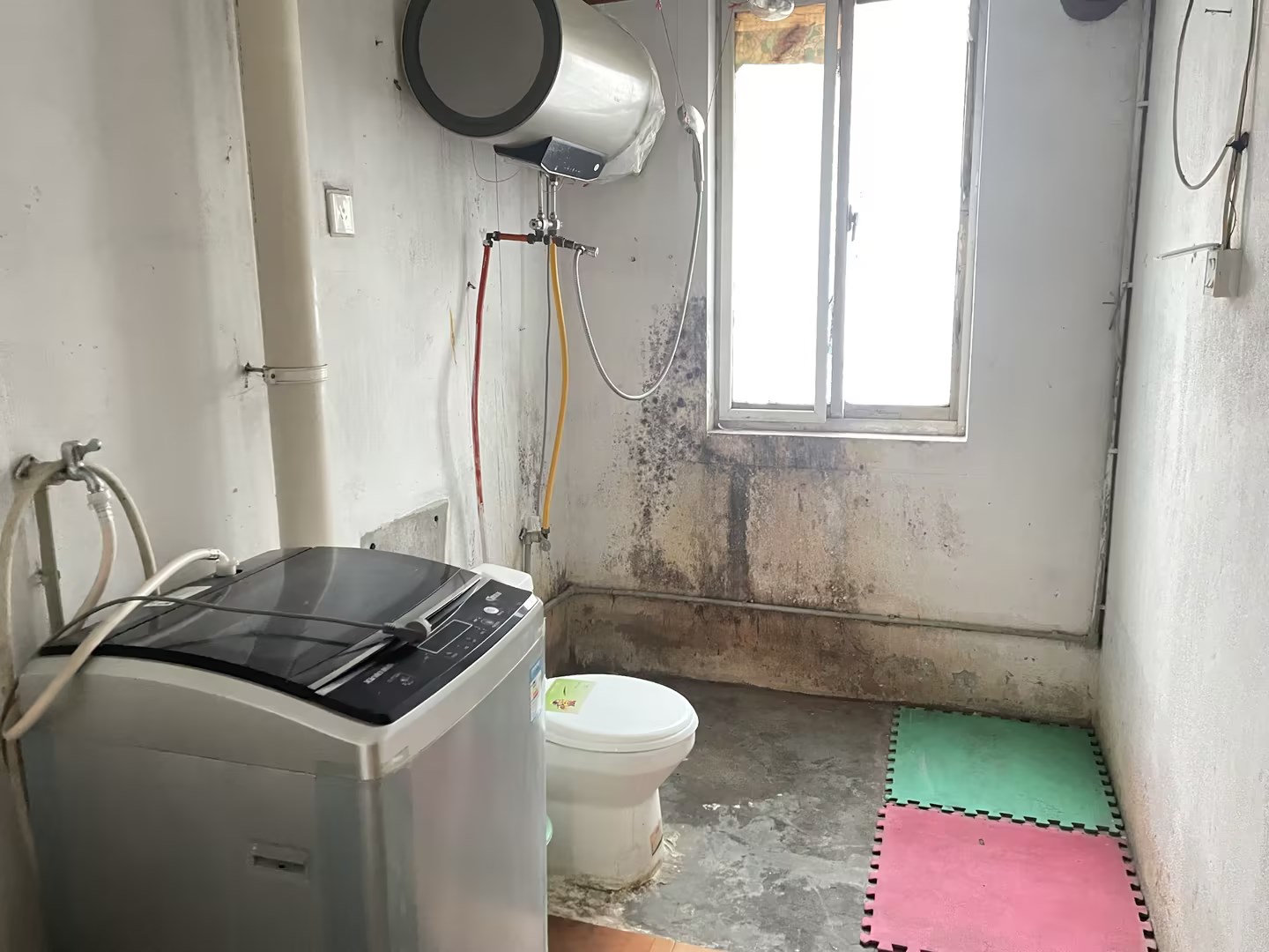 前景花苑 3室2厅1卫 139m&sup2;