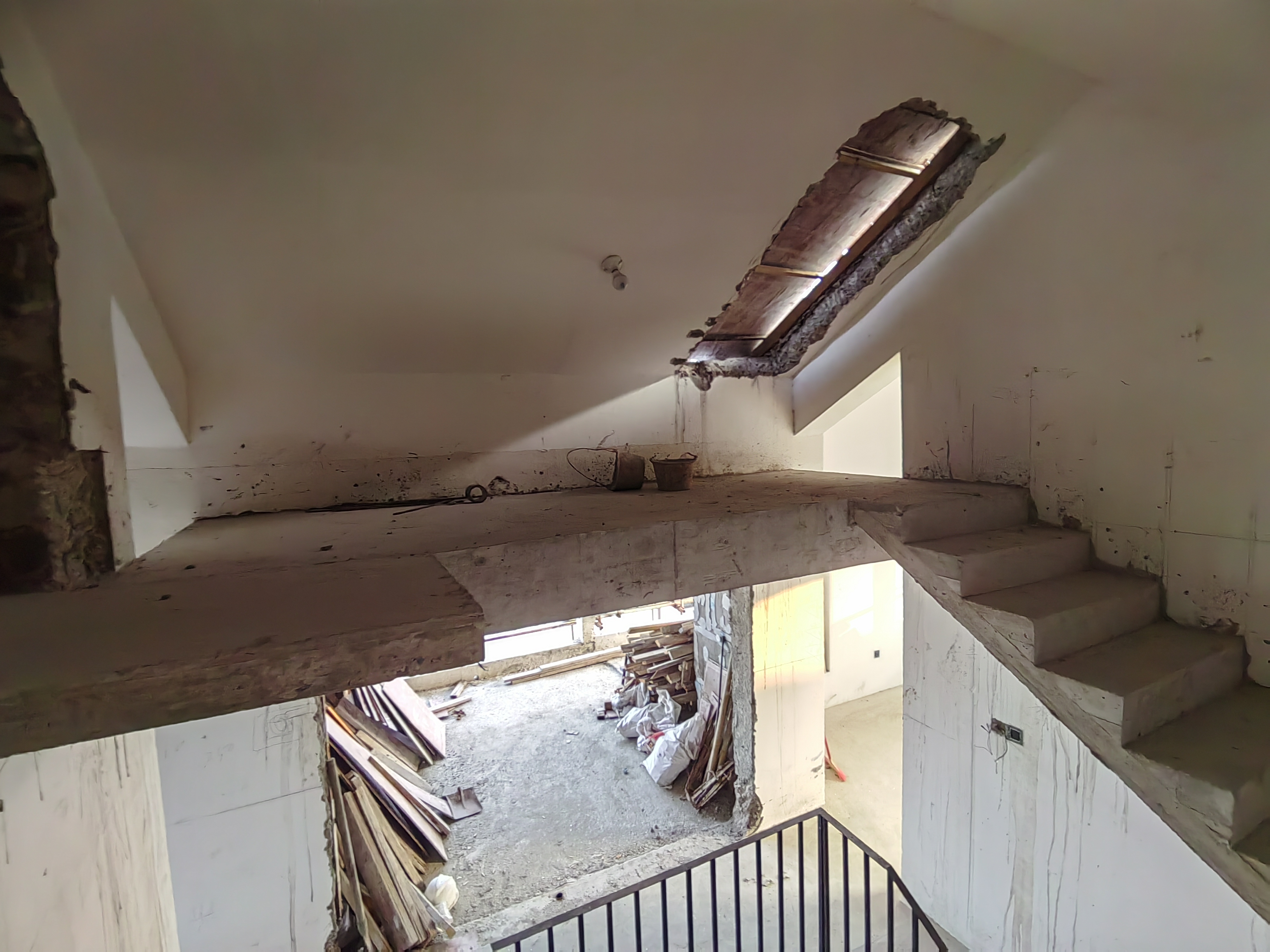 顺发御园 4室3厅2卫 268m&sup2;