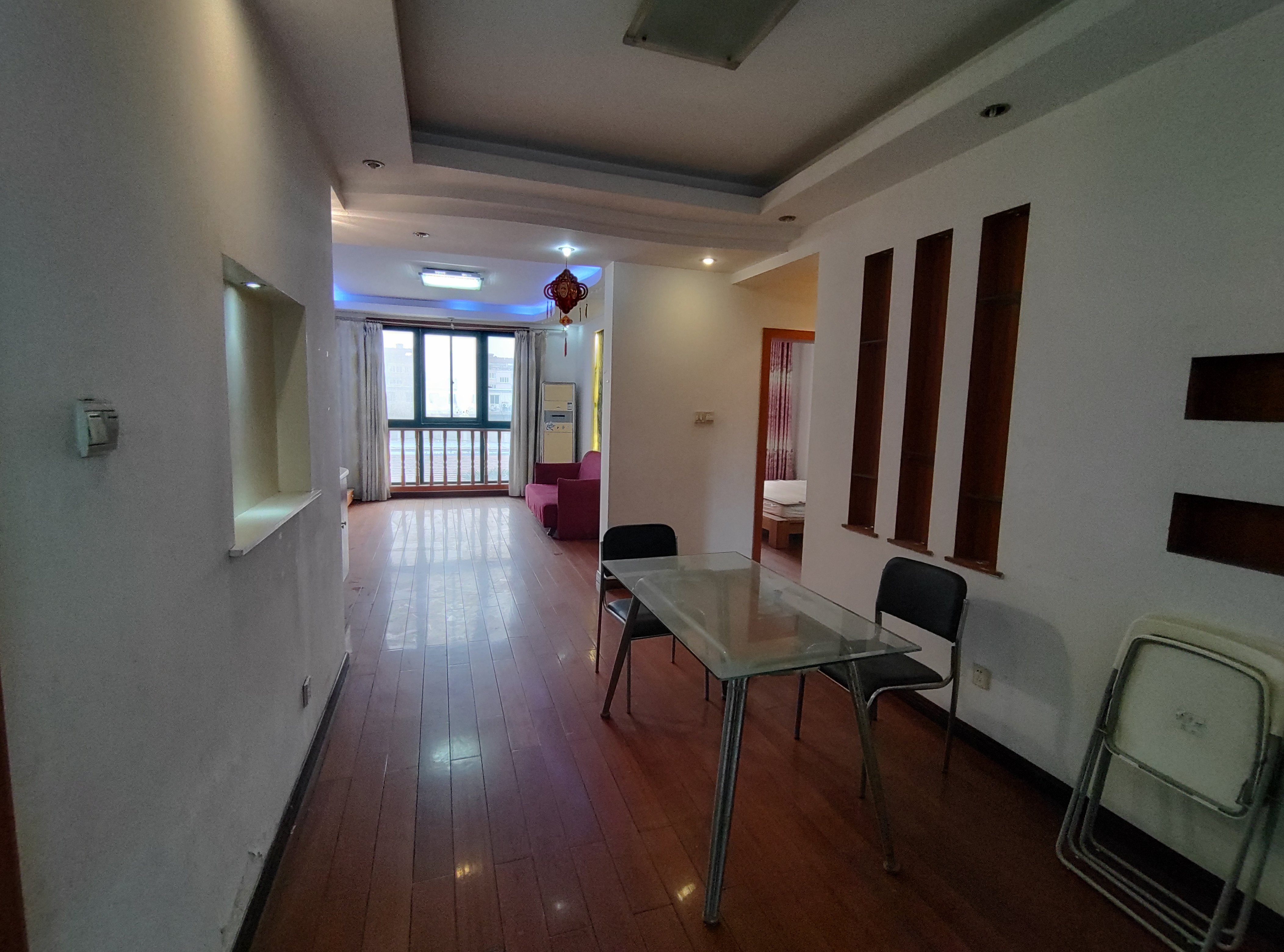 东方鑫乾大厦 2室1厅1卫 105m&sup2;