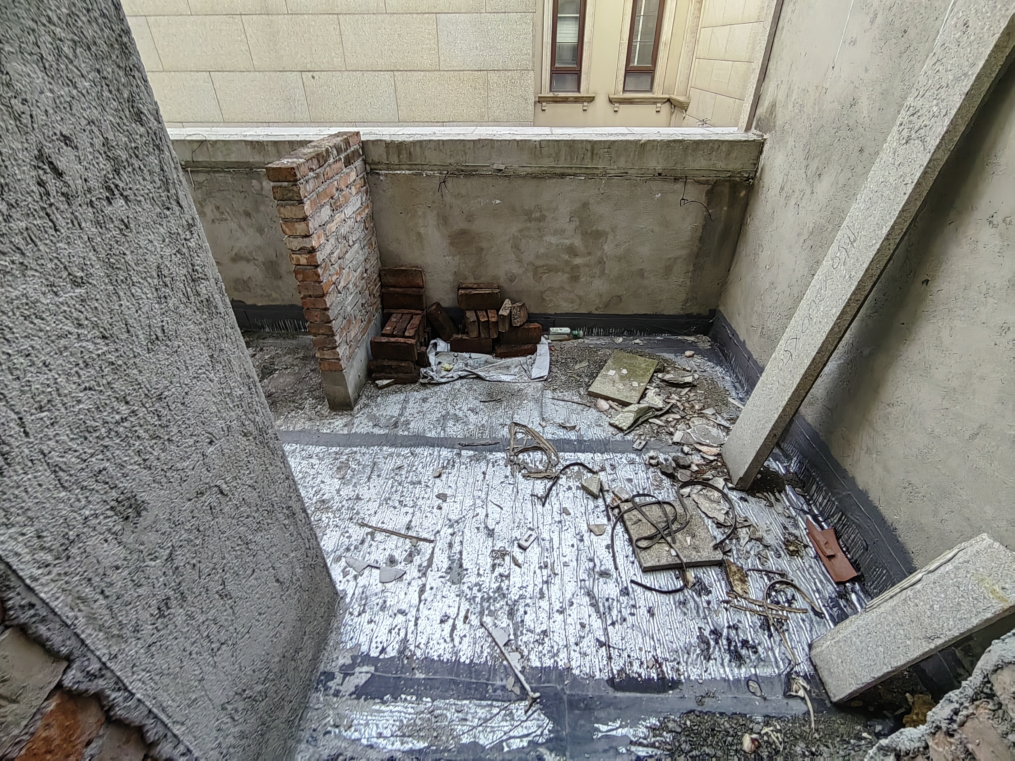 顺发御园 5室3厅5卫 310m&sup2;