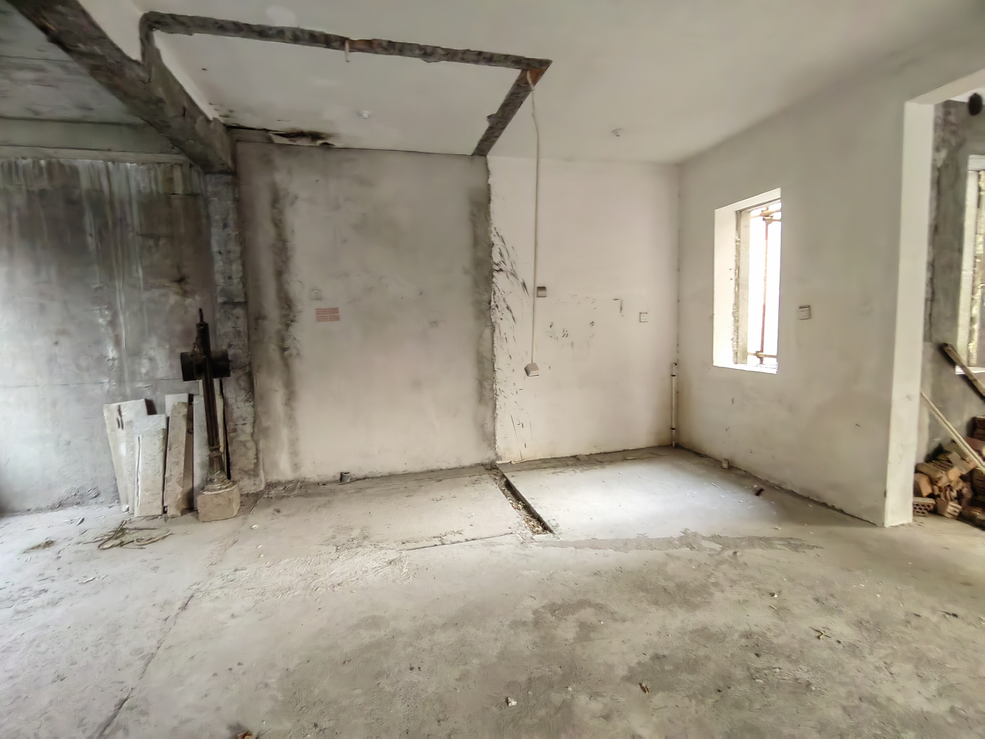 顺发御园 5室3厅5卫 310m&sup2;