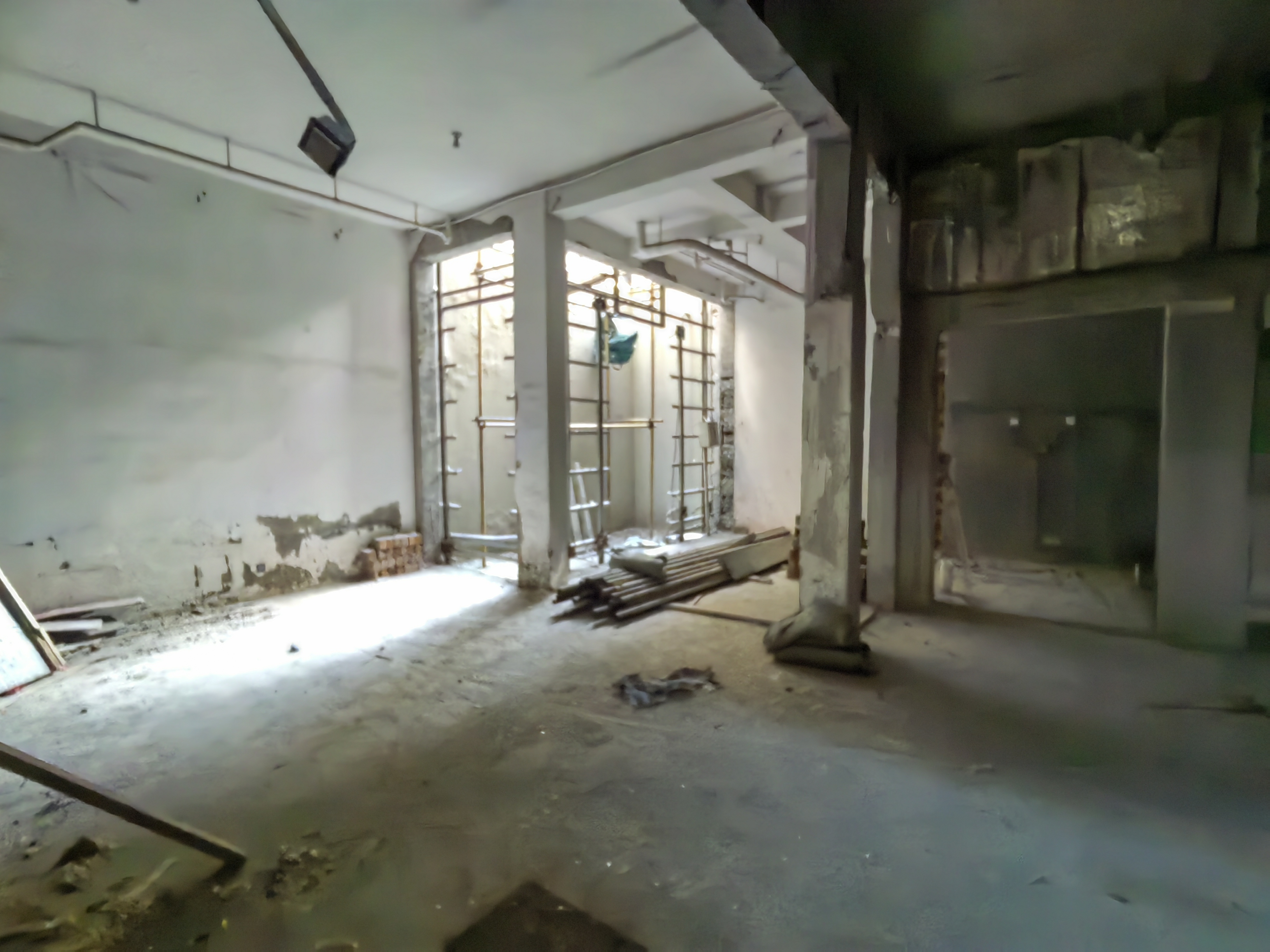 顺发御园 5室3厅5卫 310m&sup2;