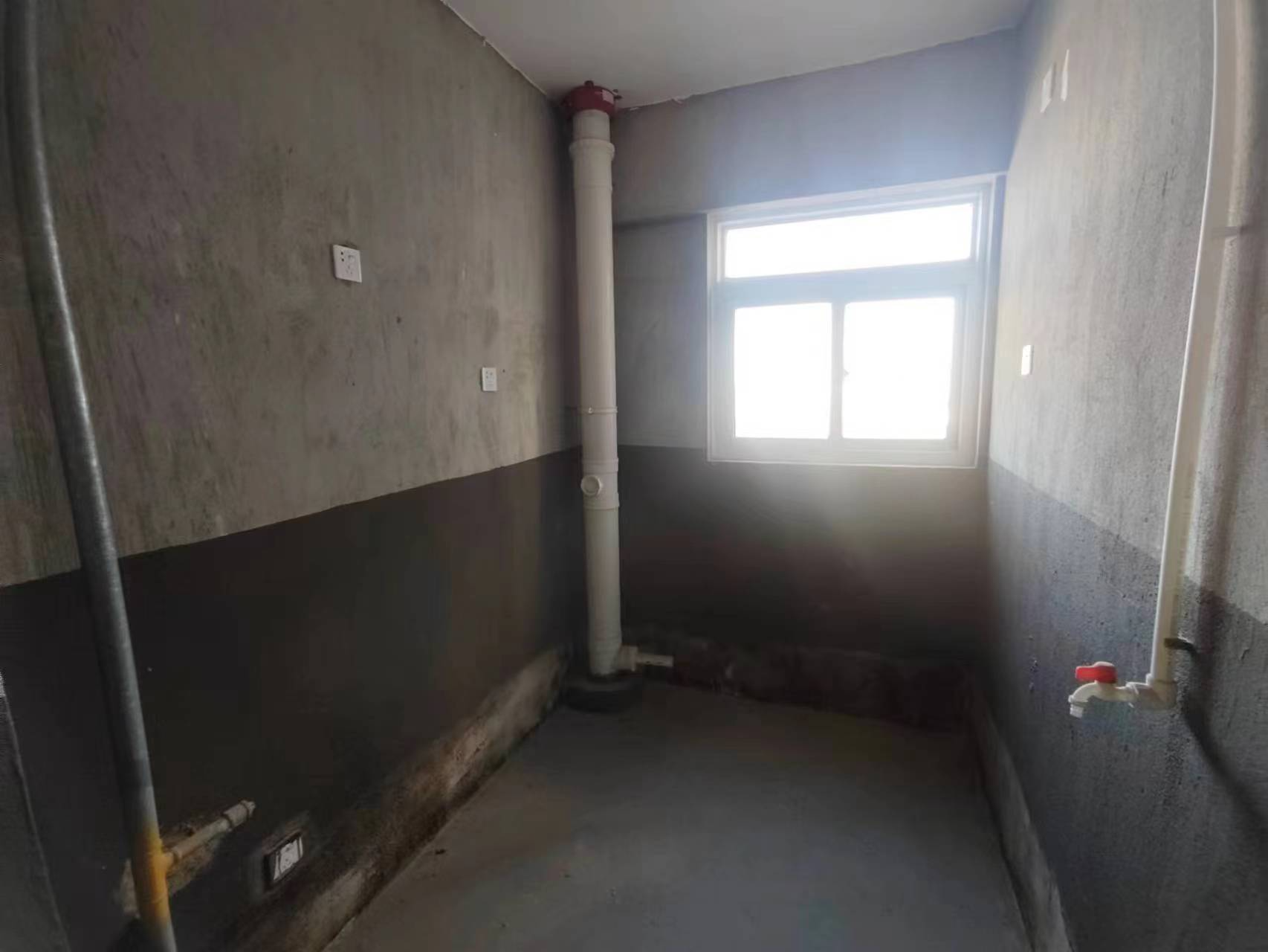 南山国际社区 3室2厅2卫 103m&sup2;
