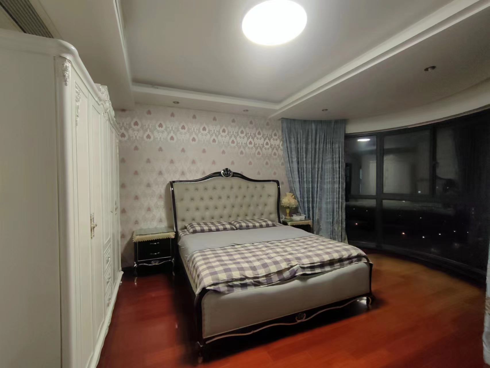 中南世纪城北区 3室2厅2卫 169m&sup2;