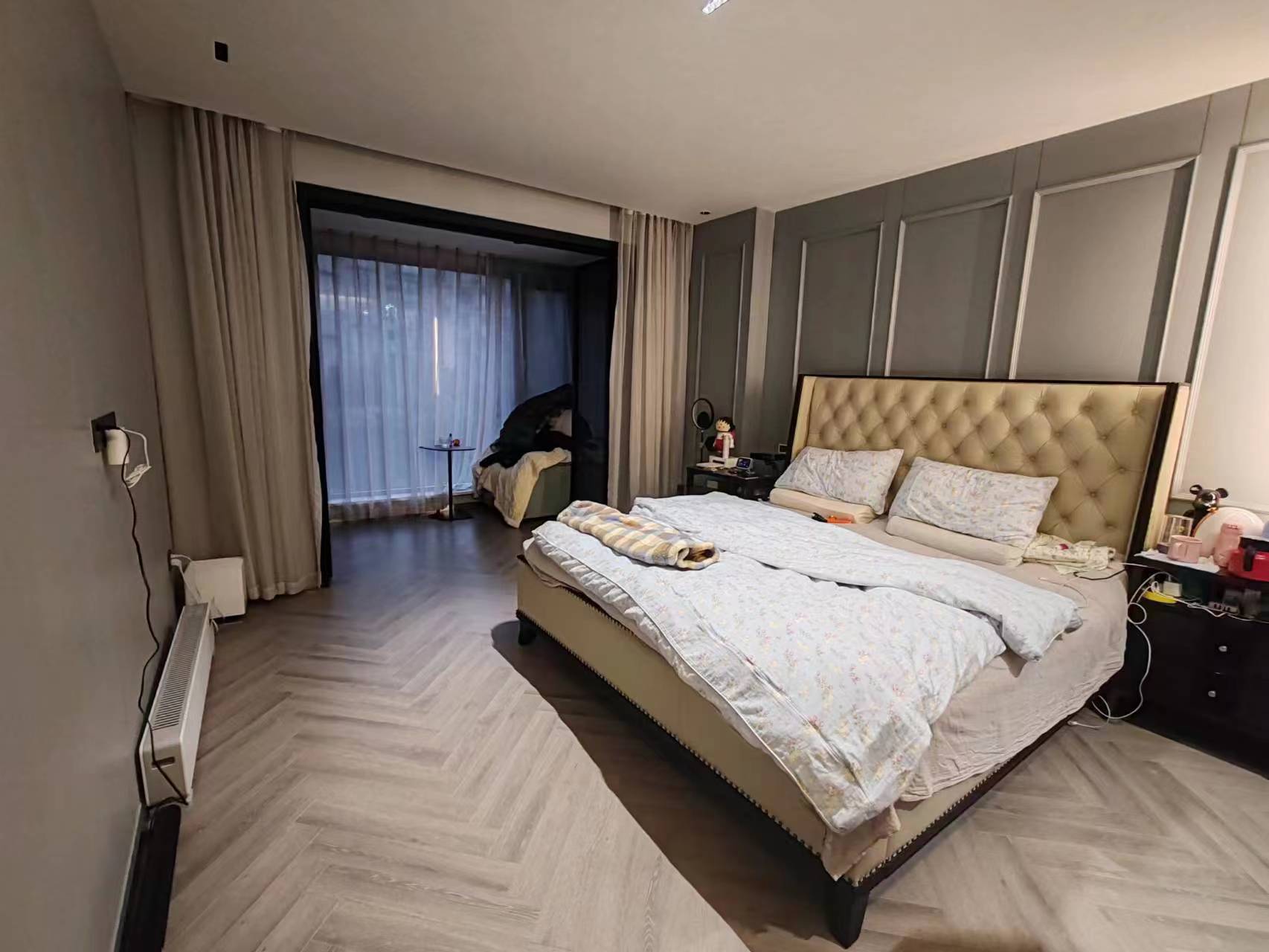 城市嘉苑 4室2厅2卫 200.00m&sup2;
