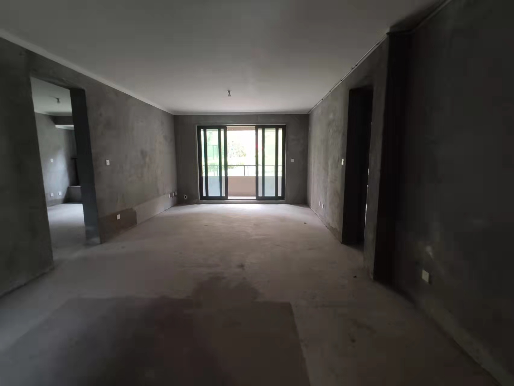 保利香槟国际 4室2厅2卫 125.00m²