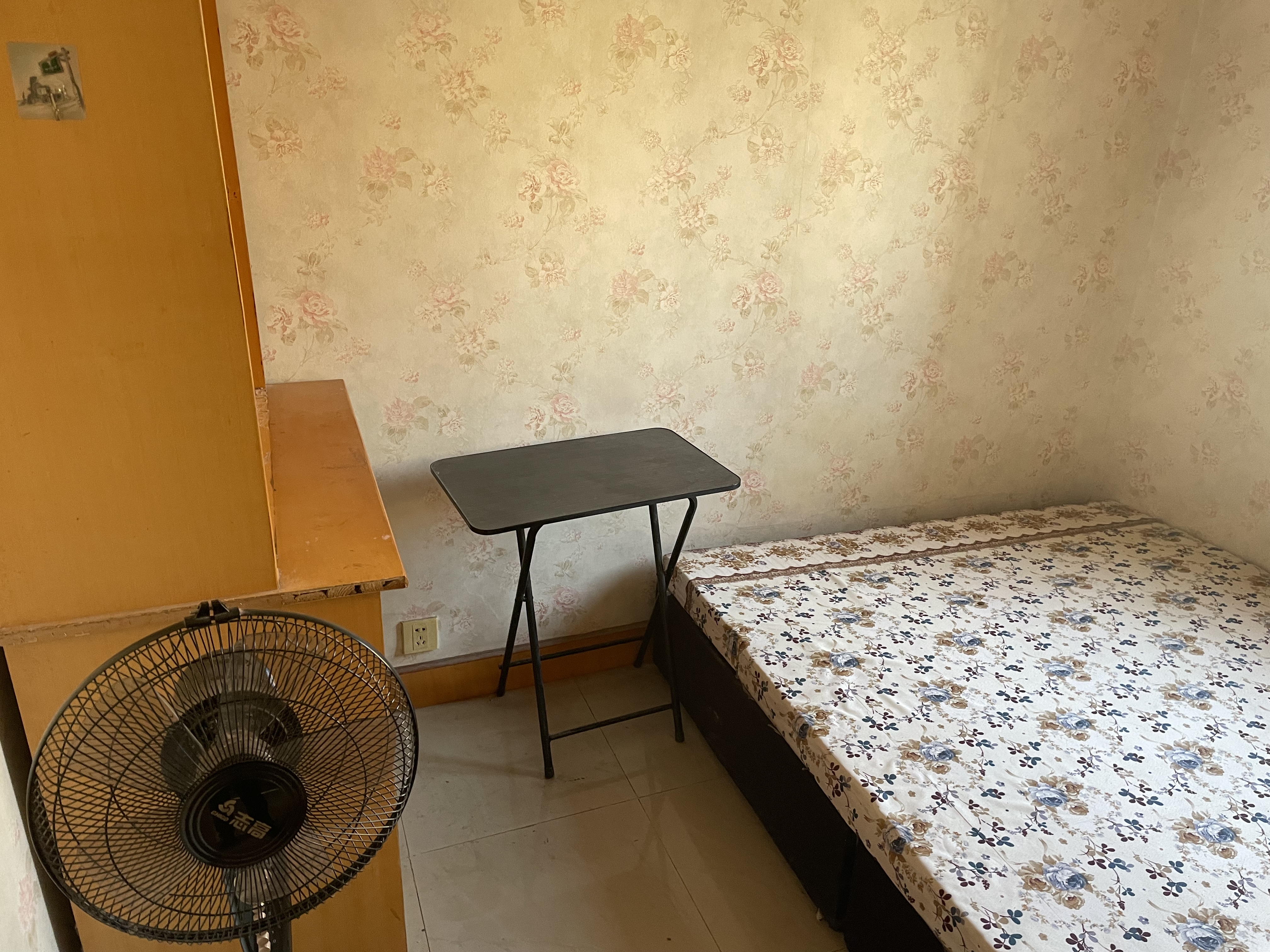 城港新村 3室1厅1卫 72m&sup2;