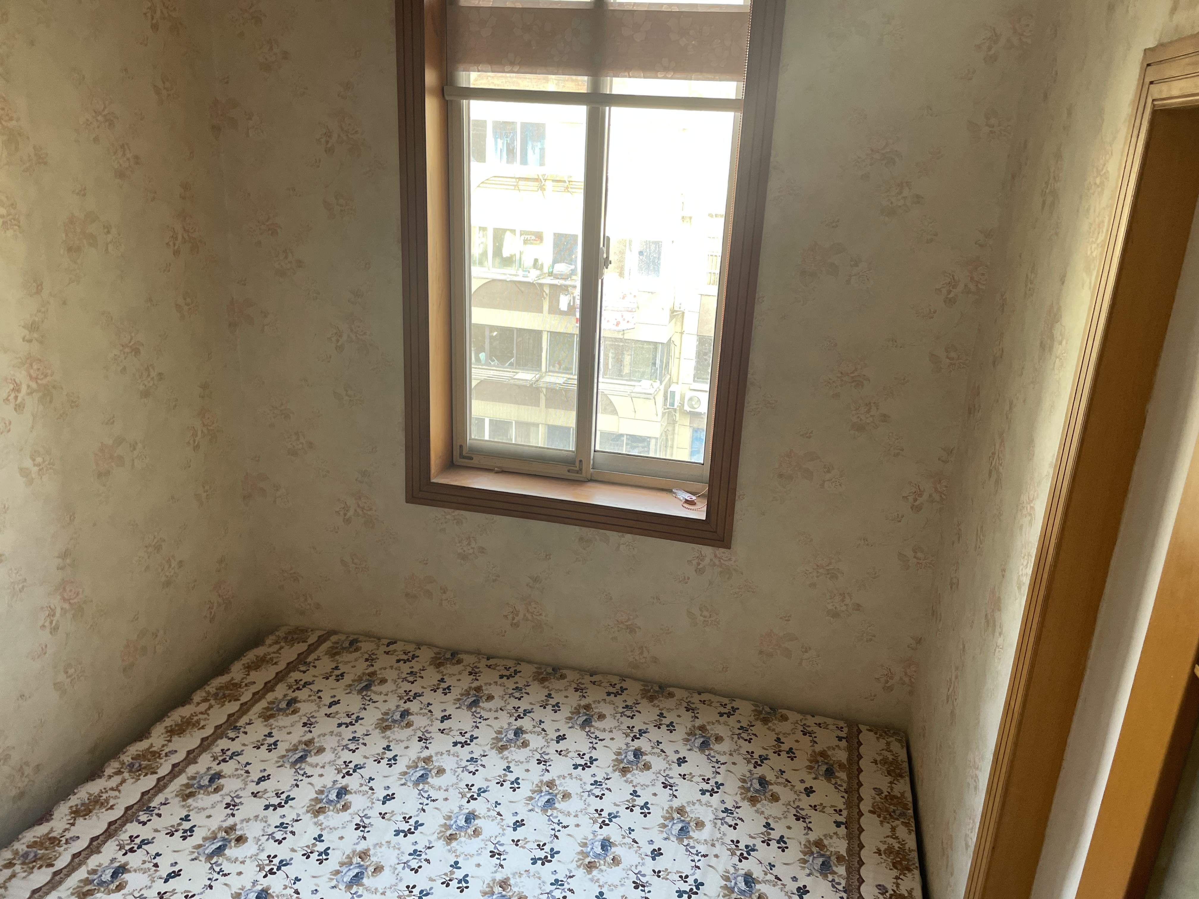 城港新村 3室1厅1卫 72m&sup2;