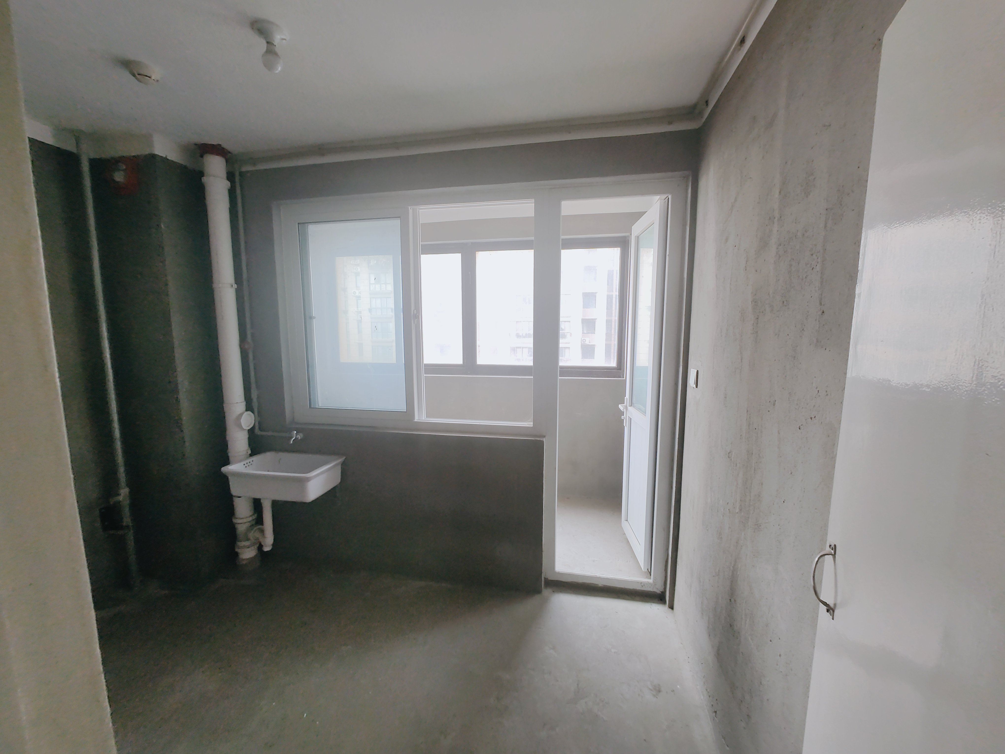 临江家园 2室1厅1卫 98.64m&sup2;