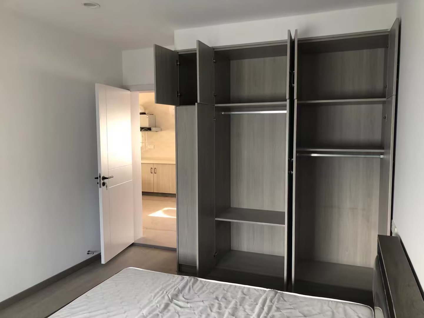 虹桥西村 2室2厅1卫 82.16m&sup2;