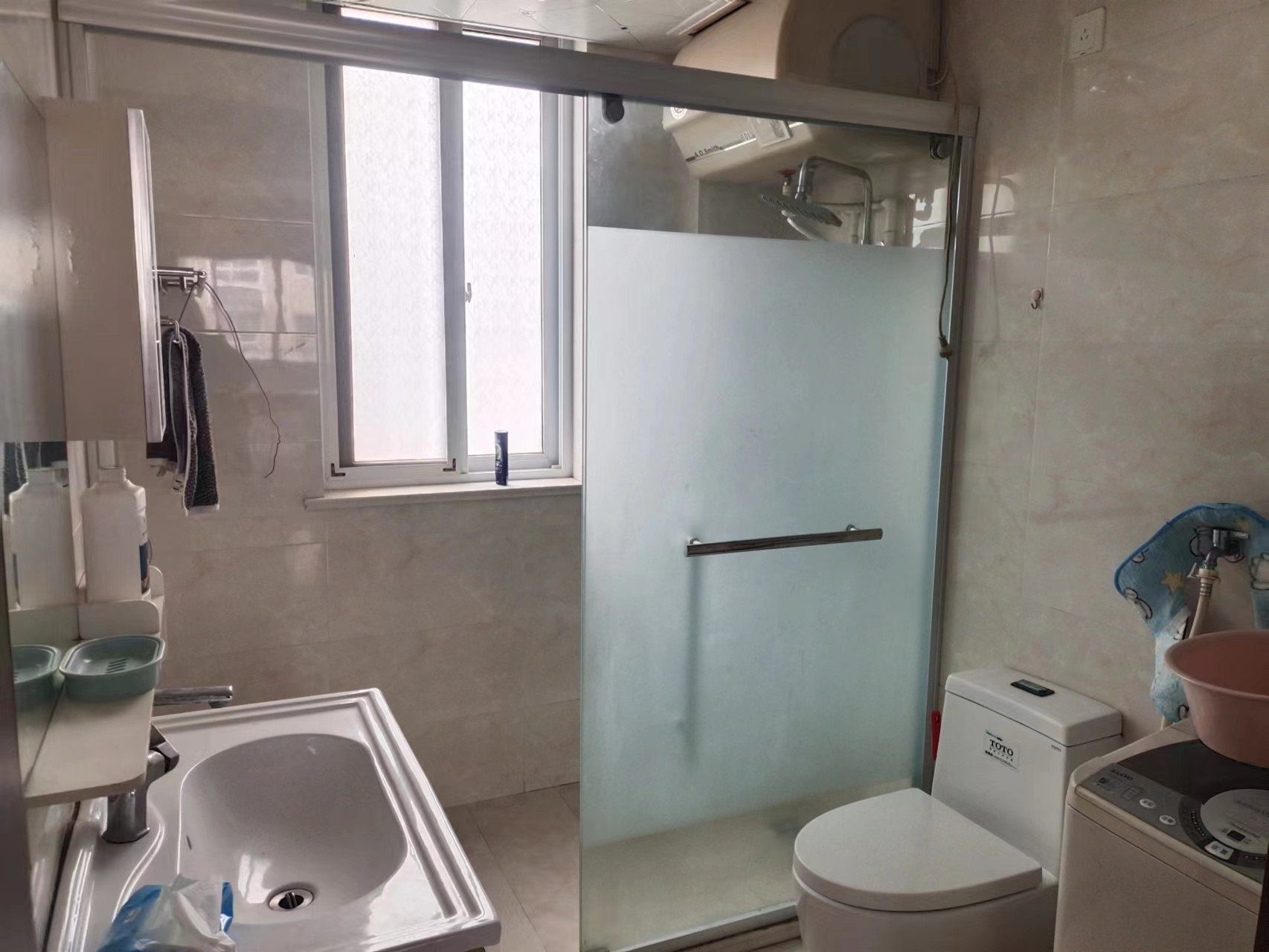 金霞东苑 3室2厅2卫 130.00m&sup2;