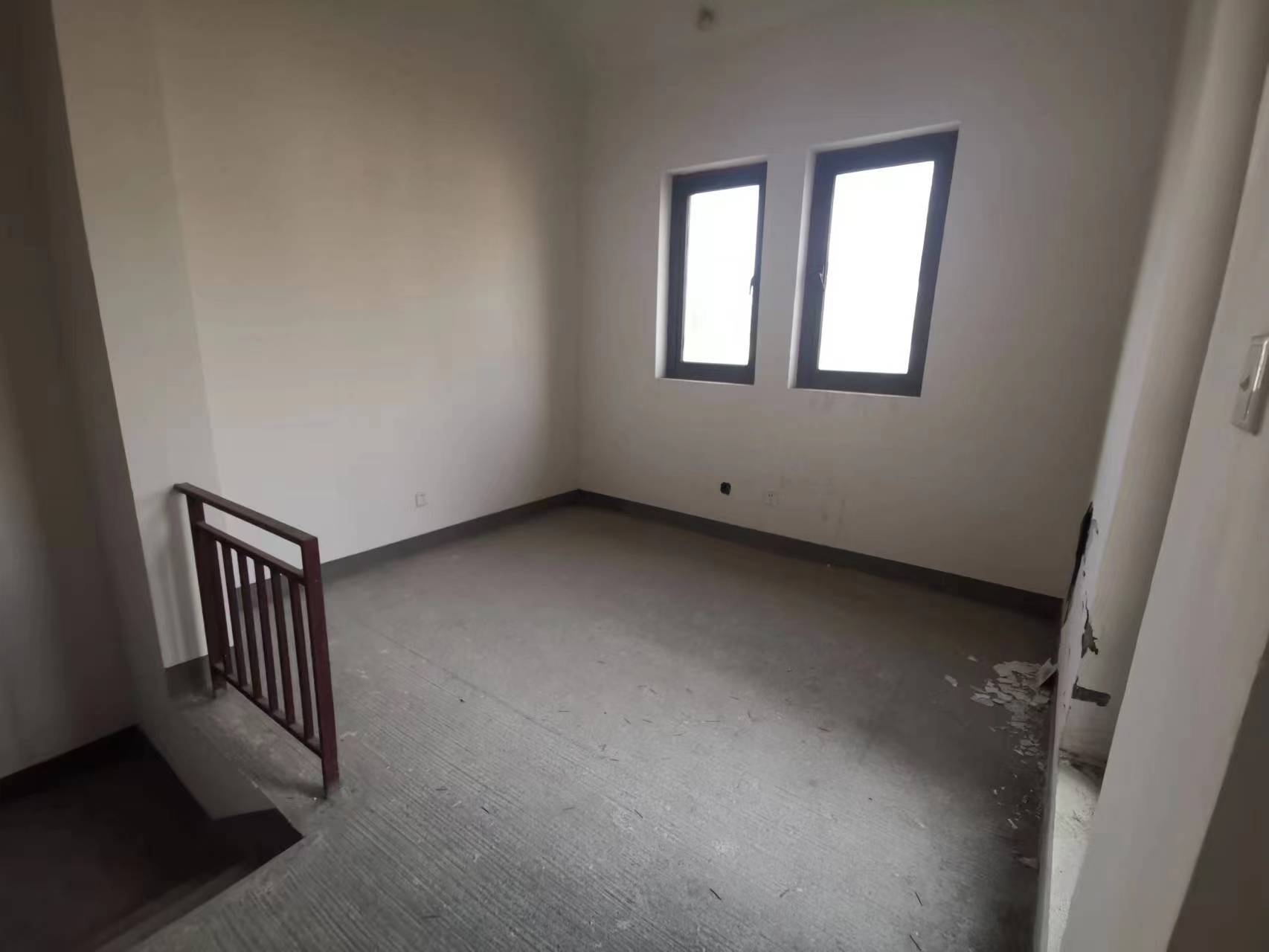 金河名人世家 6室2厅4卫 310.21m&sup2;