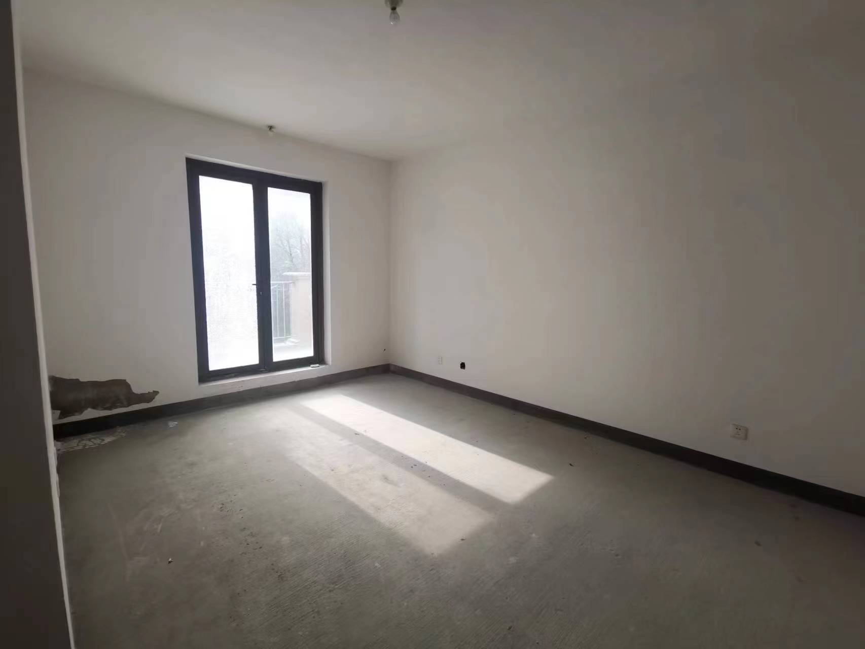 金河名人世家 6室2厅4卫 310.21m&sup2;