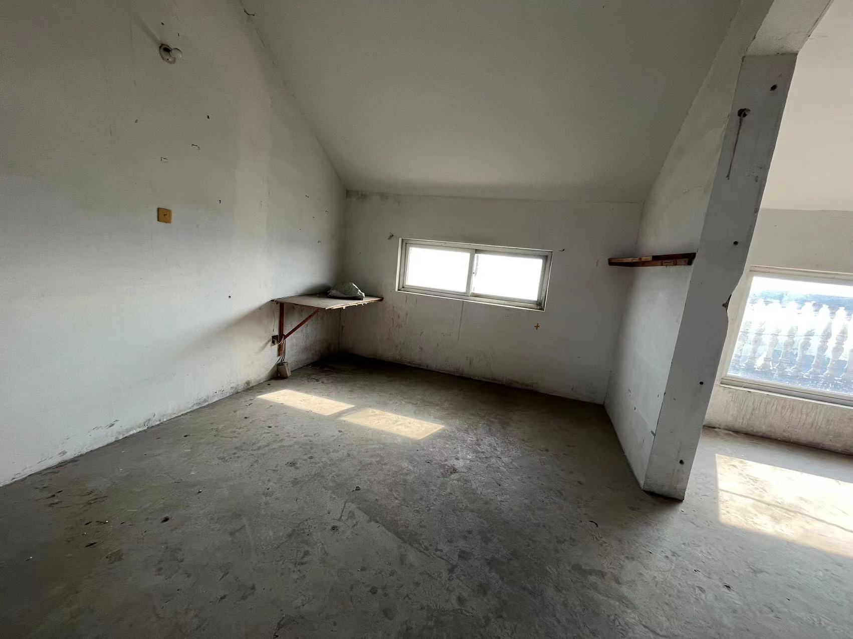 城港花苑西区 4室1厅1卫 170.00m&sup2;