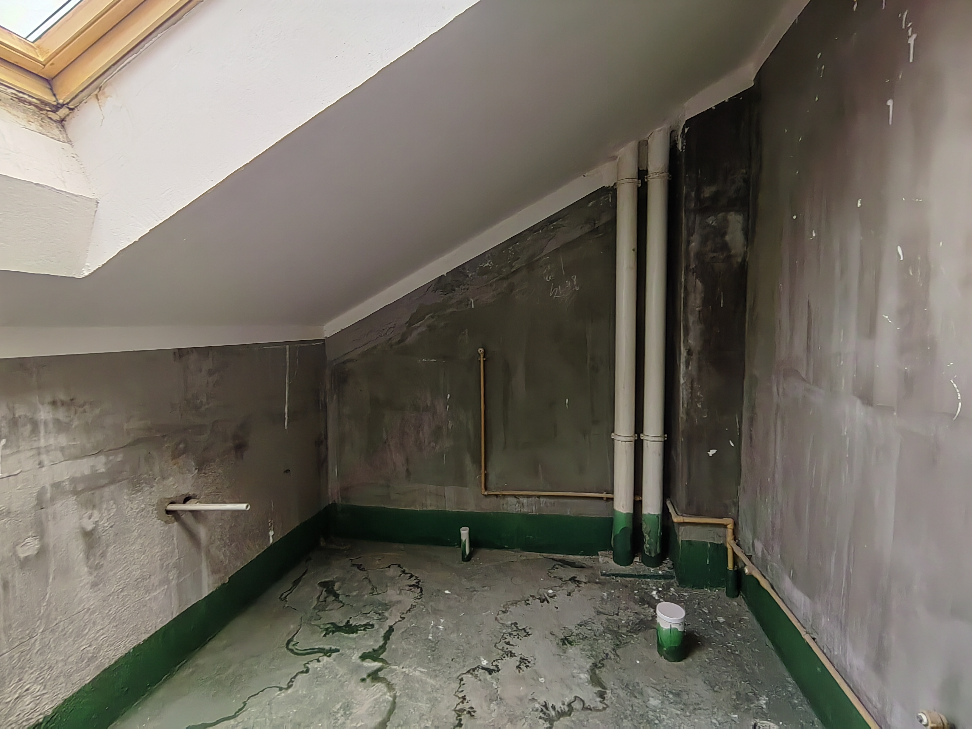 军山花园 4室2厅2卫 229.30m&sup2;