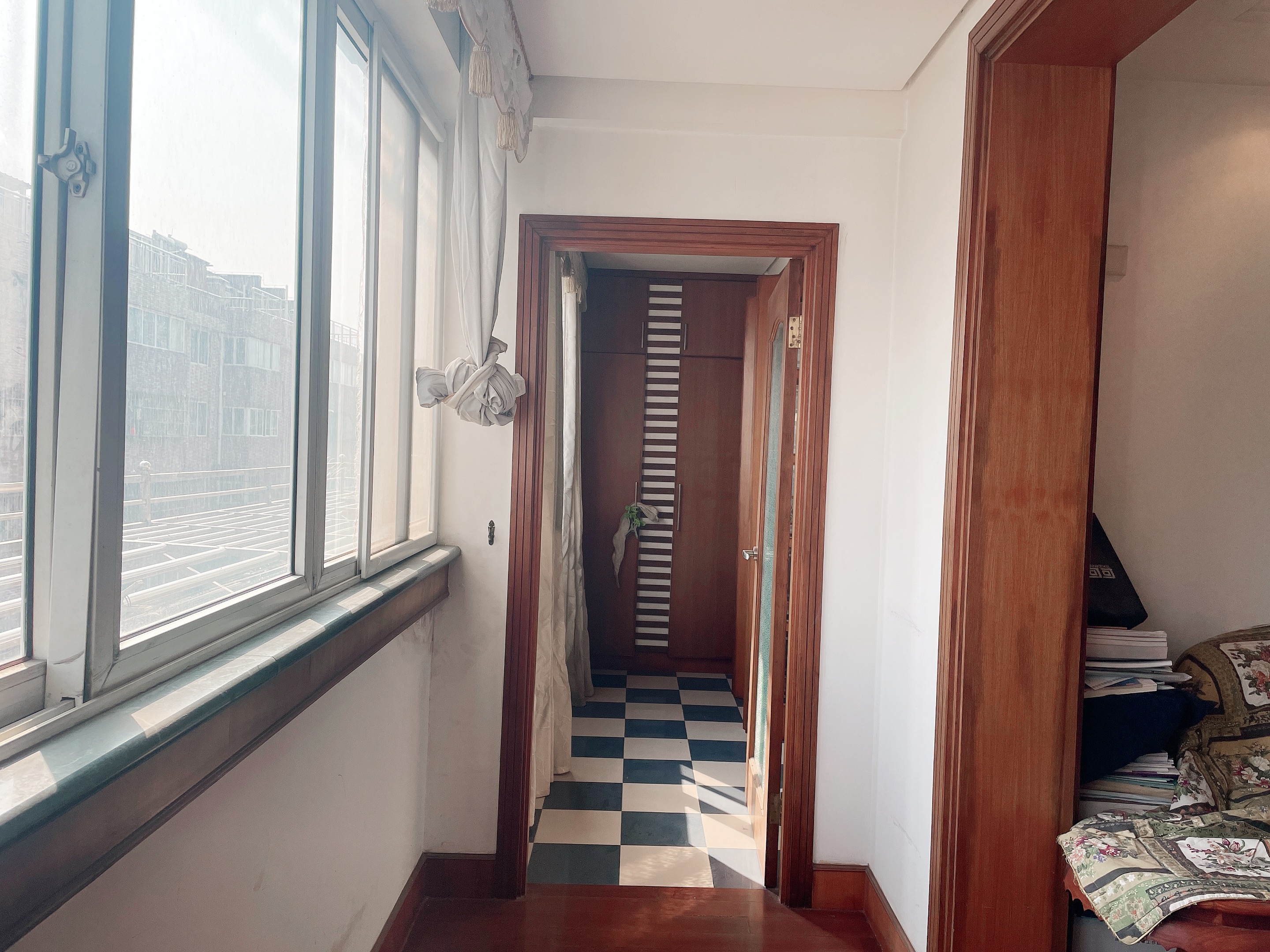 宏丰苑 4室2厅2卫 149.70m&sup2;