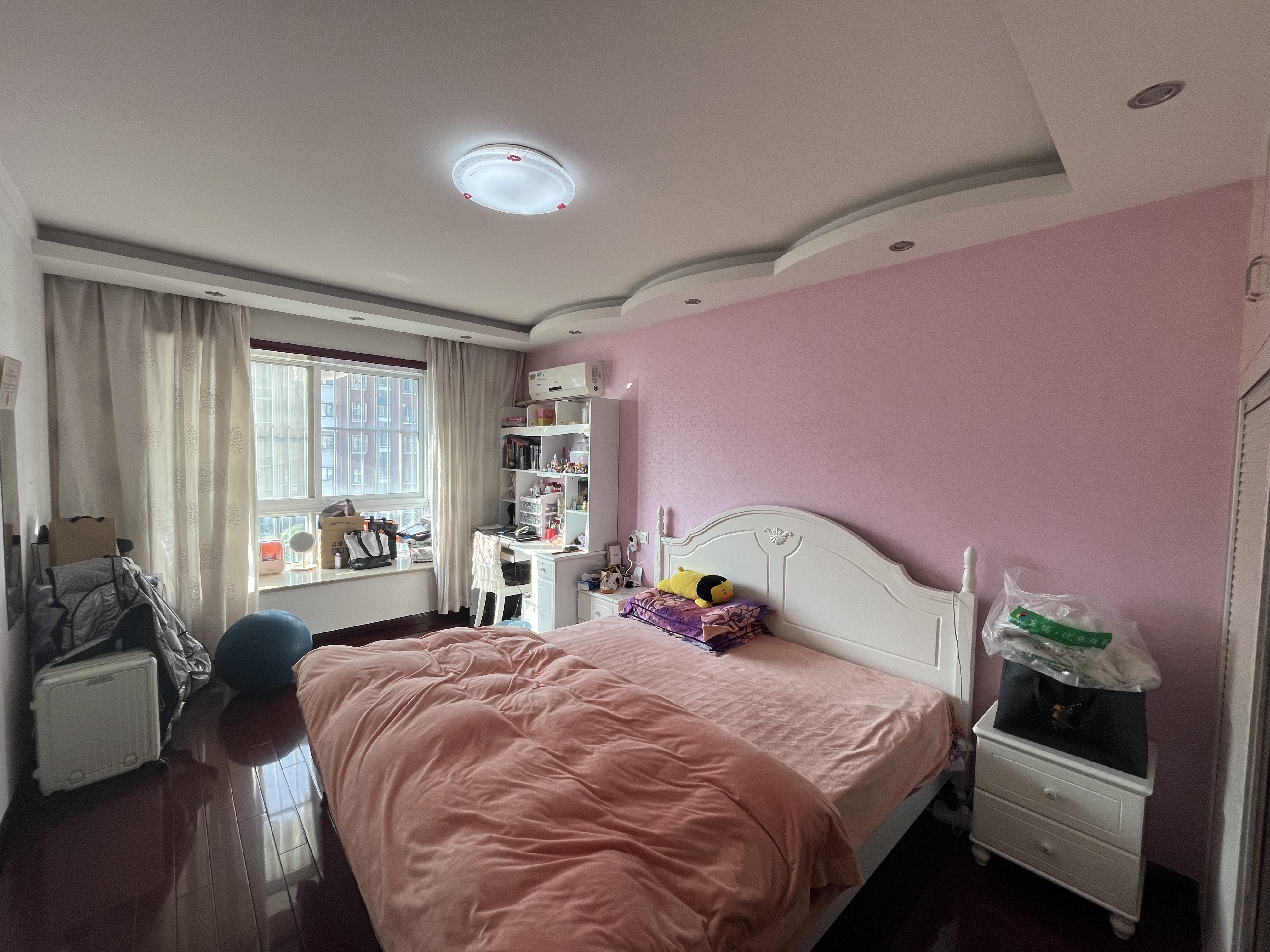 长航地中海花园 3室2厅2卫 141.68m²