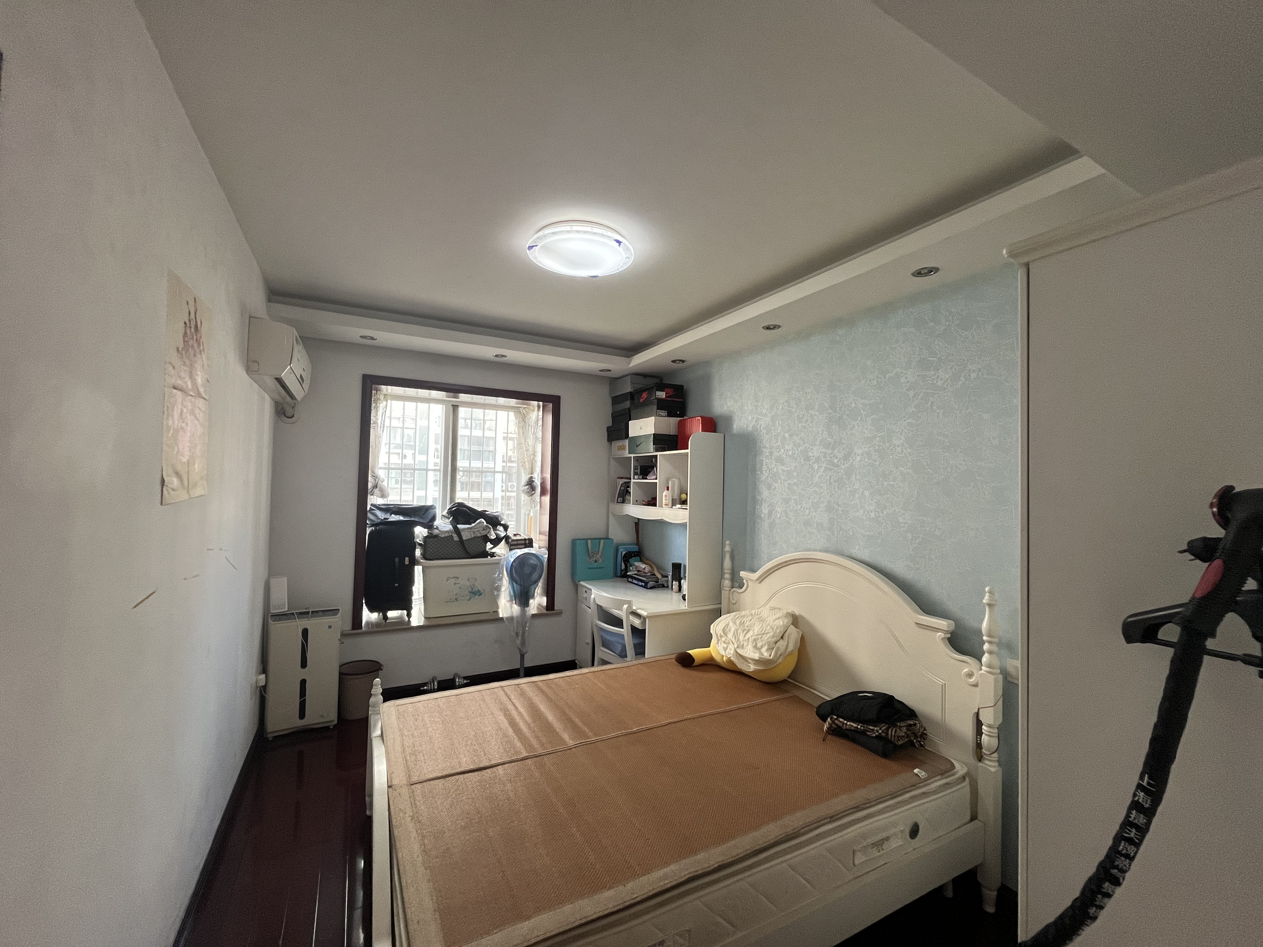 长航地中海花园 3室2厅2卫 141.68m²
