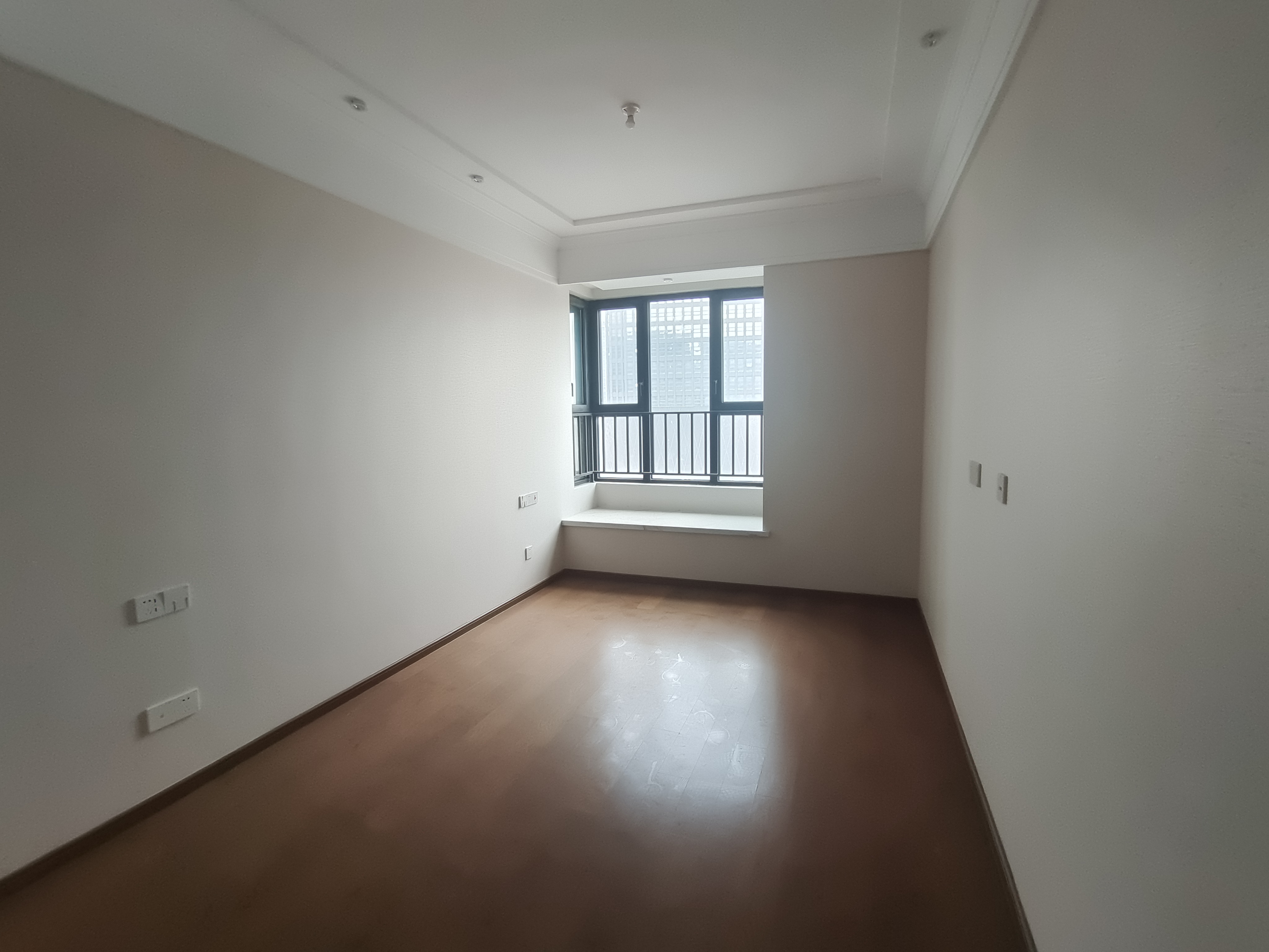 绿城蘭园 4室2厅2卫 143.00m²