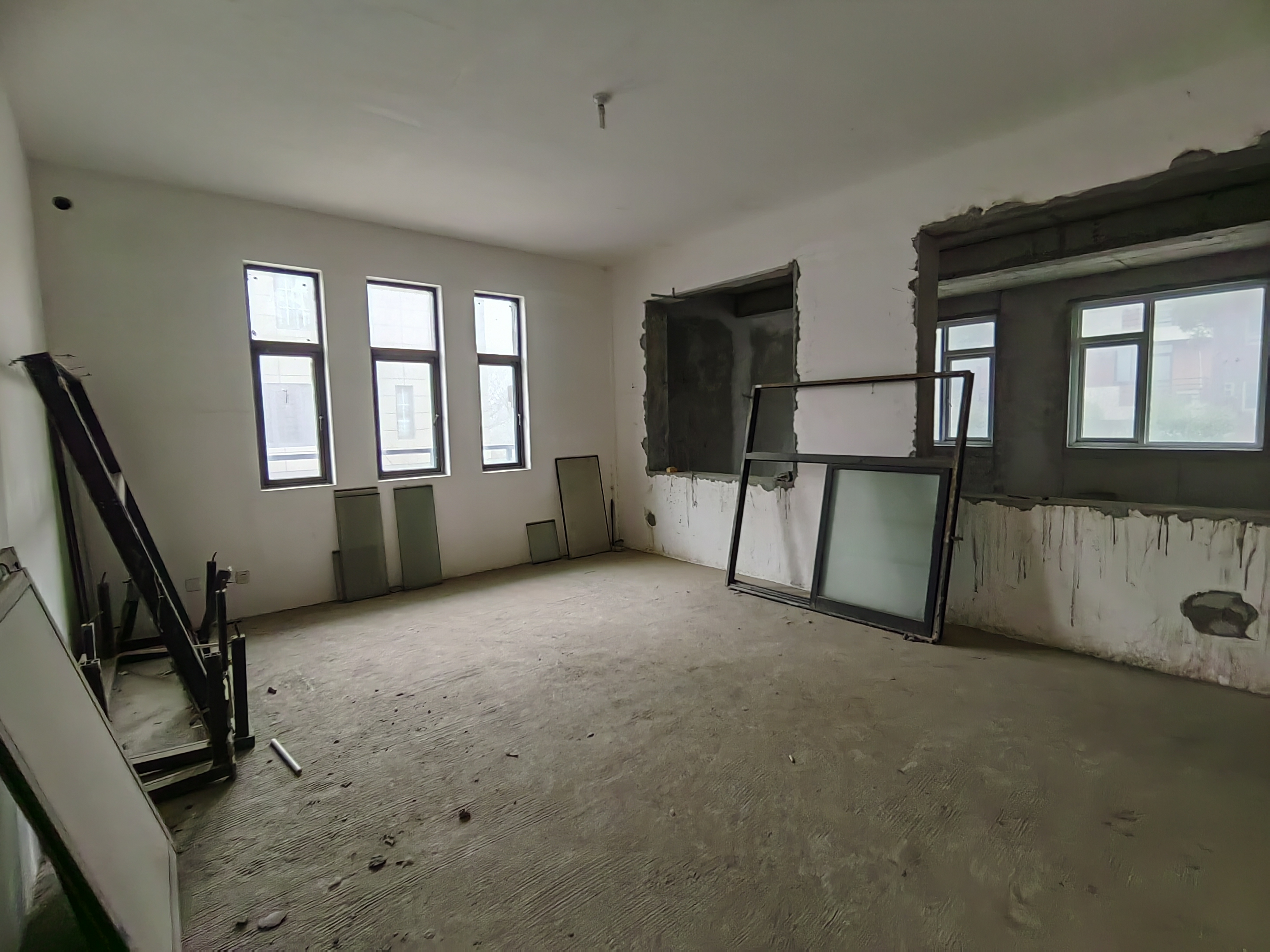 军山汇贤居 4室2厅2卫 359.69m&sup2;