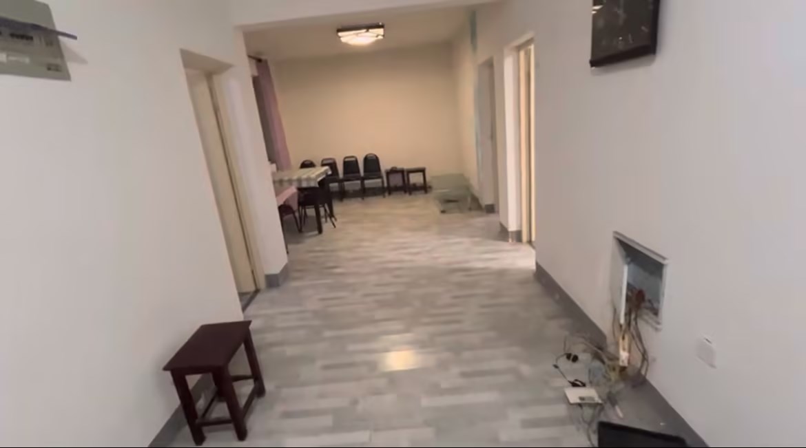 学士府 3室2厅1卫 107m&sup2;